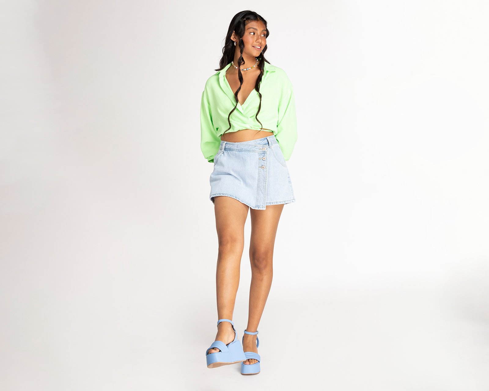 Foto 3 pulgar | Foto 2 | Short Falda 18 Forever de Mezclilla