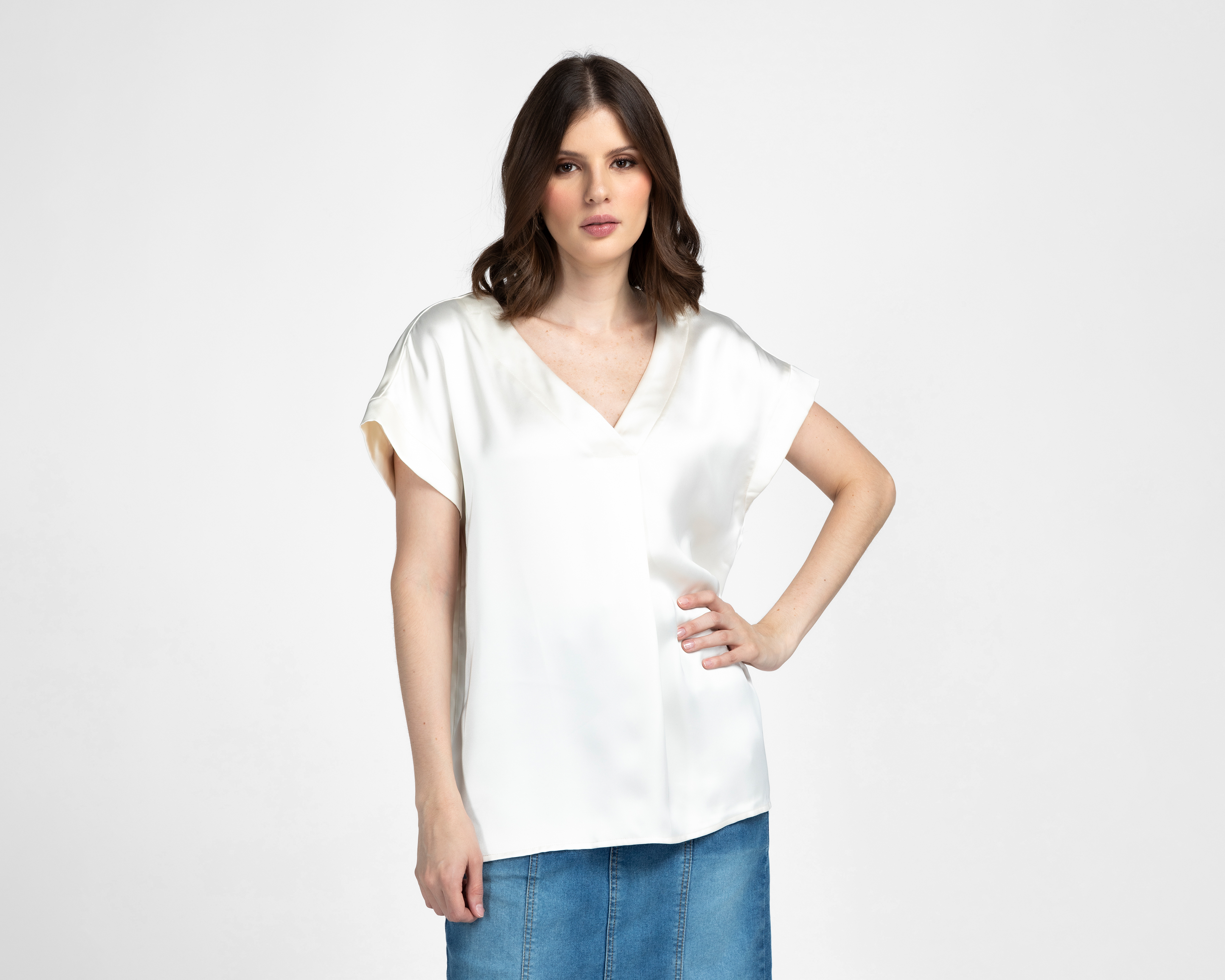 Foto 2 pulgar | Foto 1 | Blusa Cuello V Sahara para Mujer