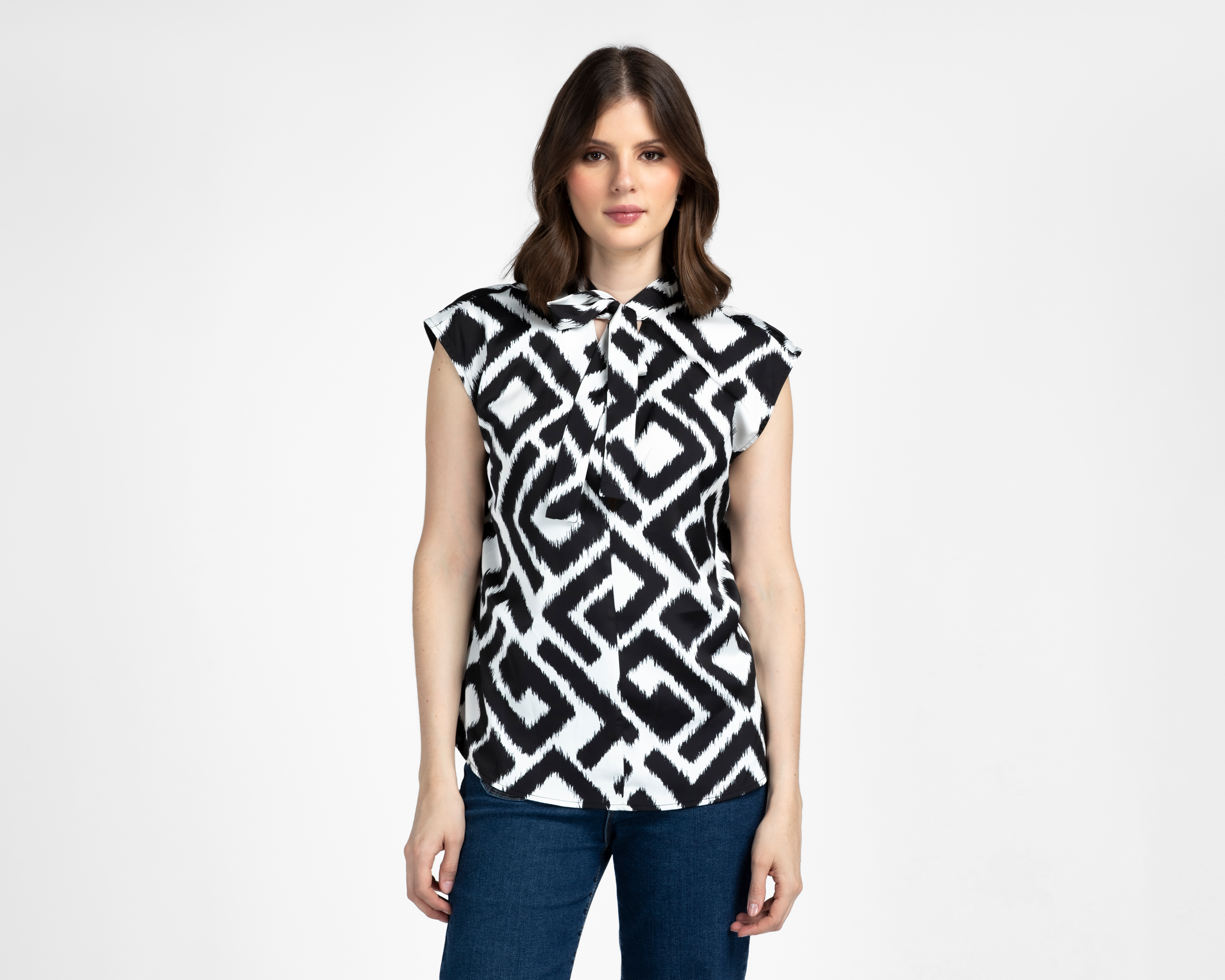 Foto 2 pulgar | Foto 1 | Blusa Manga Corta Sahara para Mujer