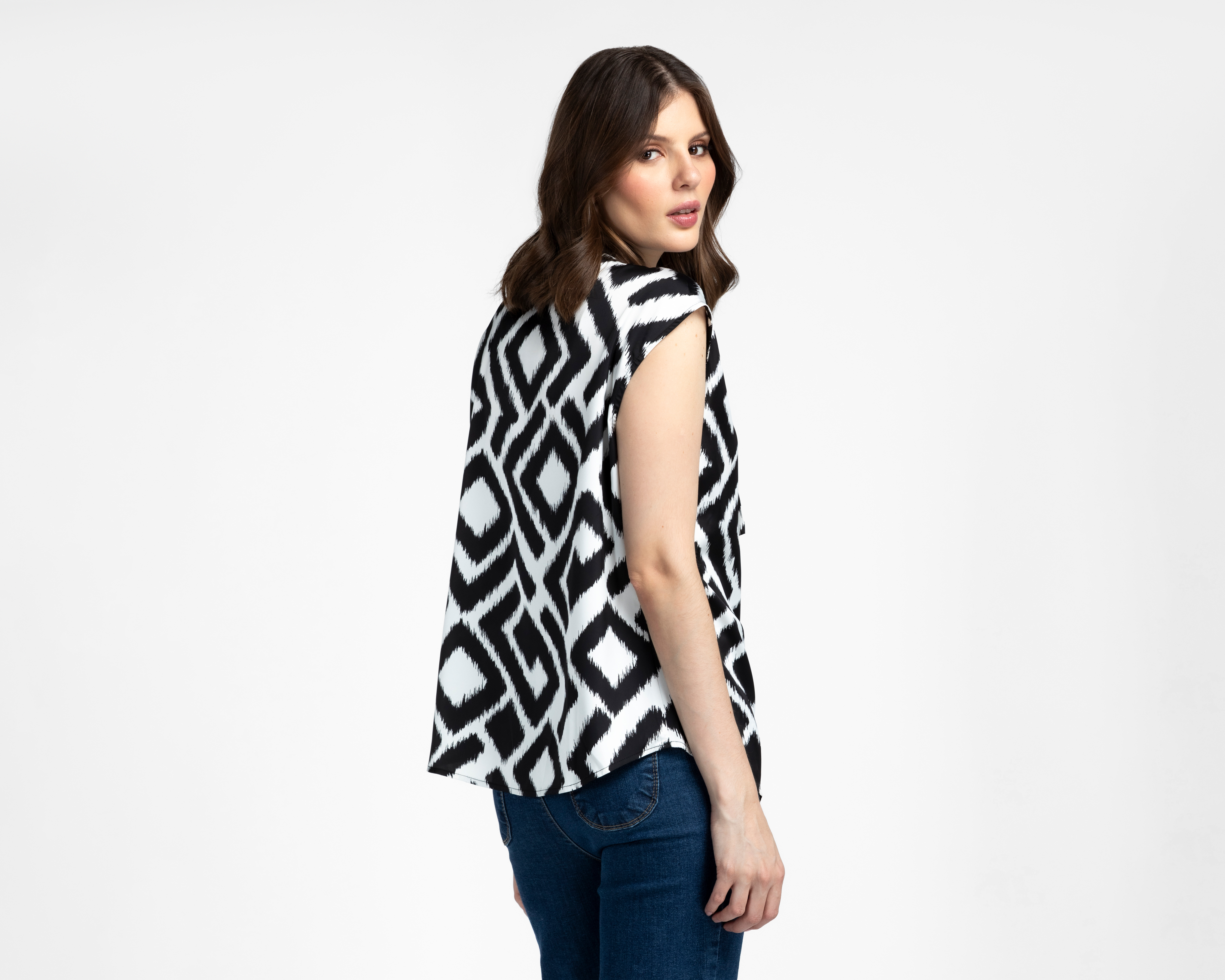 Foto 4 pulgar | Foto 3 | Blusa Manga Corta Sahara para Mujer