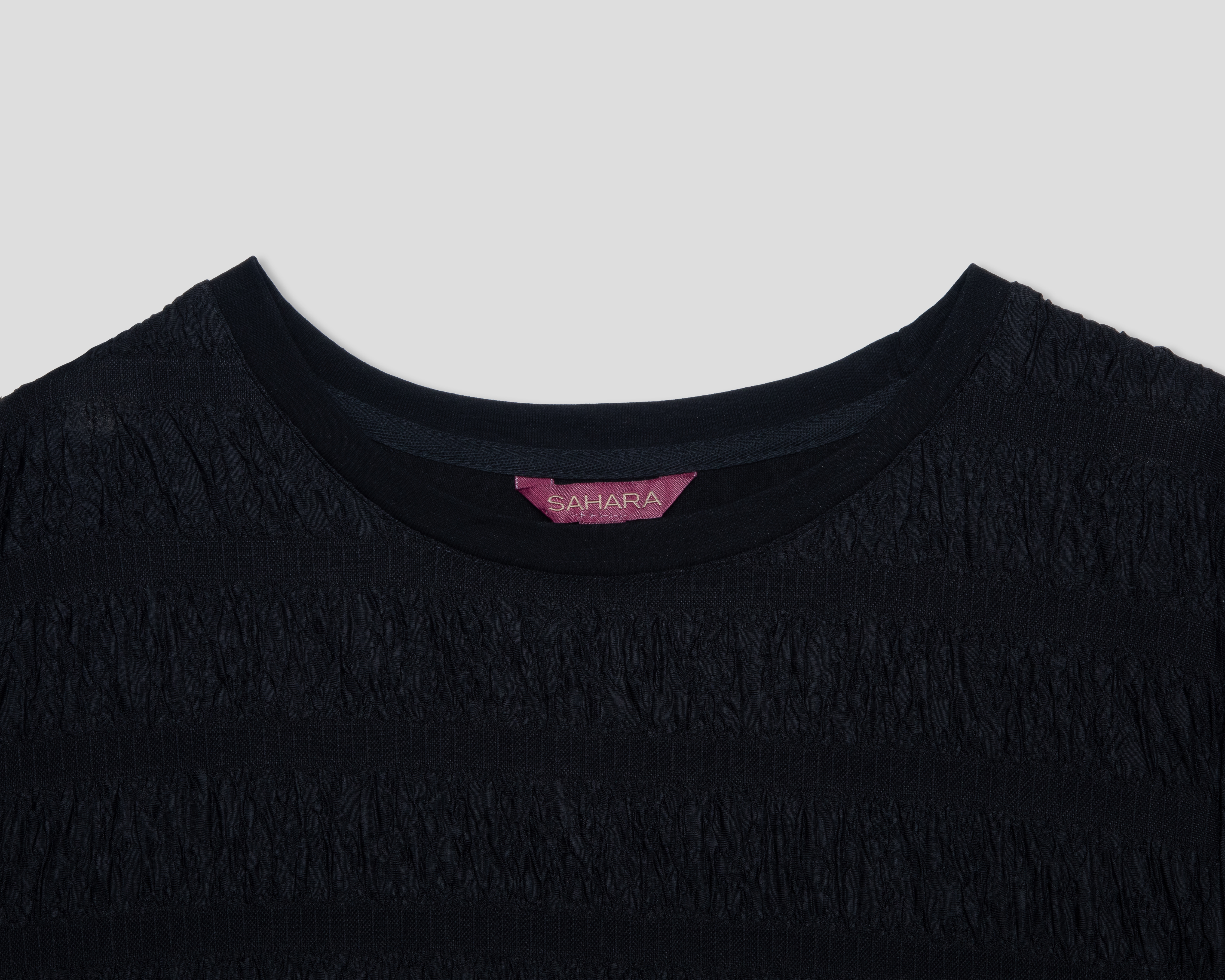 Foto 4 pulgar | Foto 3 | Blusa Negra Sahara para Mujer