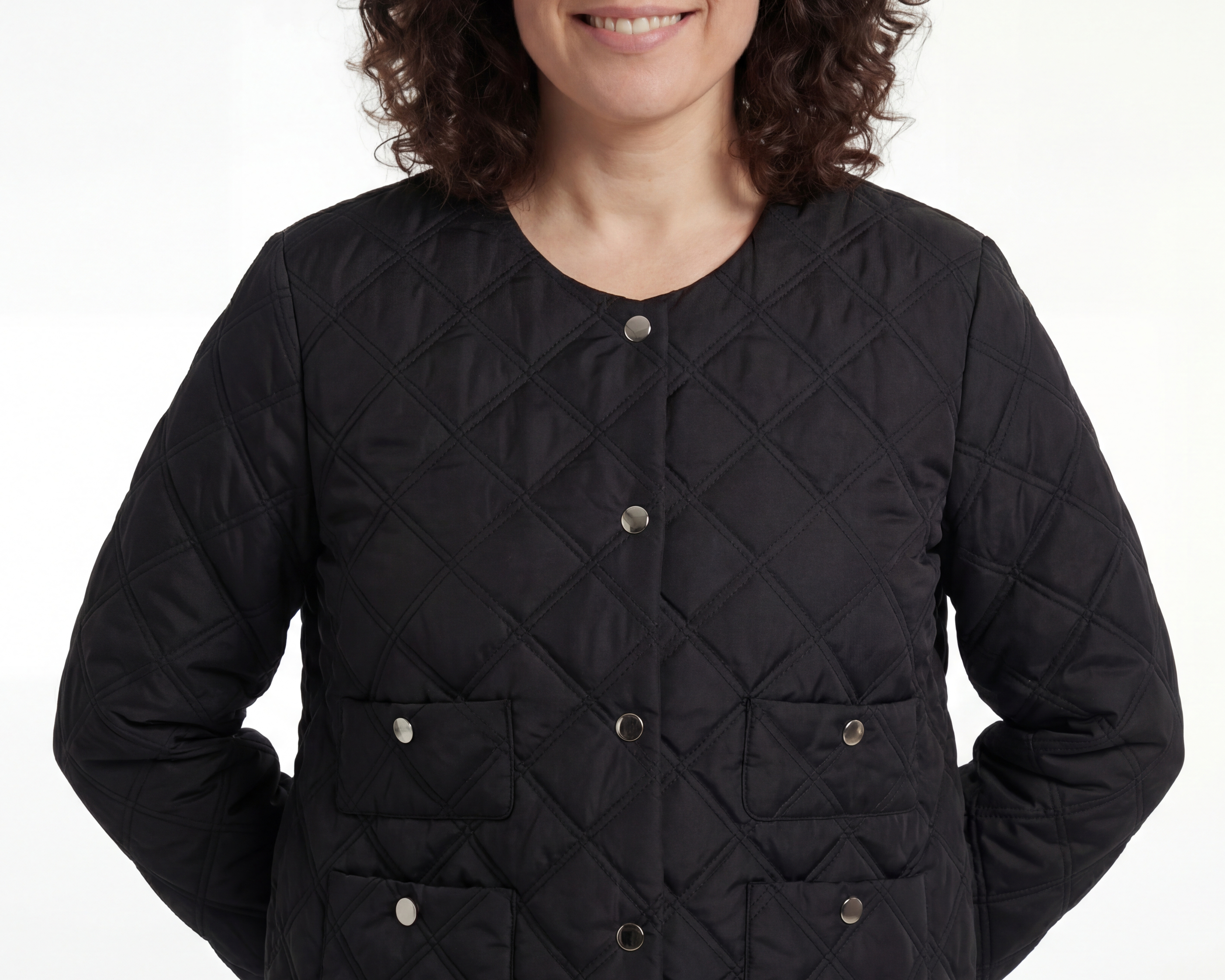 Foto 5 pulgar | Foto 4 | Chamarra Capitonada Sahara para Mujer