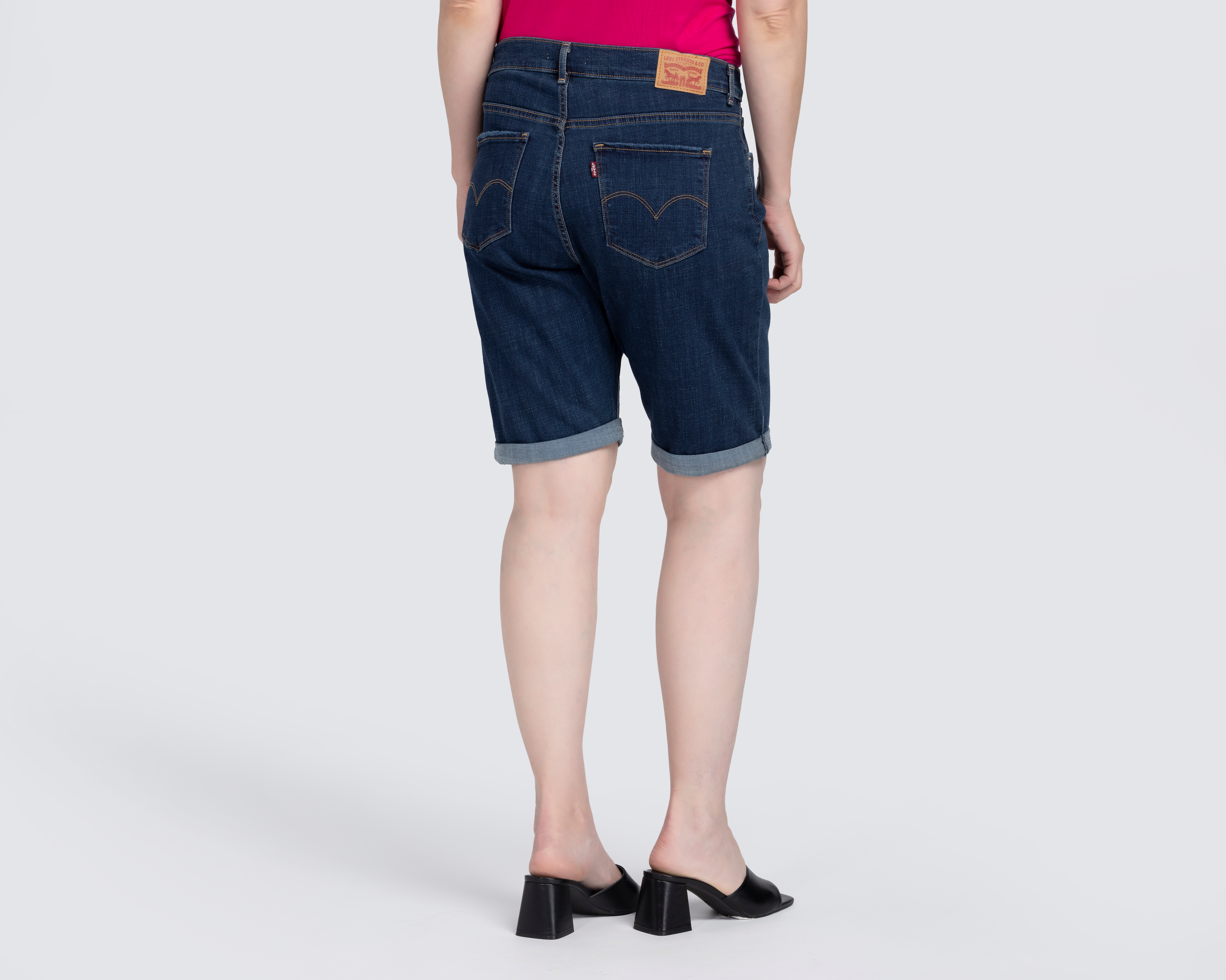 Foto 4 pulgar | Foto 3 | Bermuda Levi's con Bolsillos