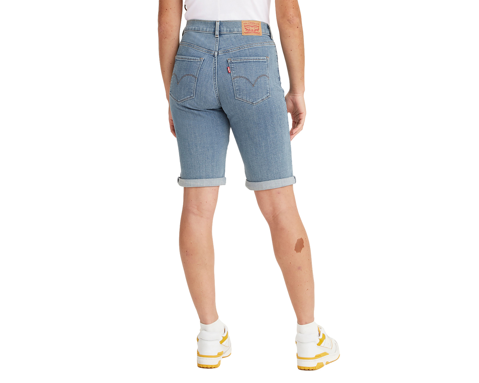 Foto 4 pulgar | Foto 3 | Bermuda Levi's con Bolsillos