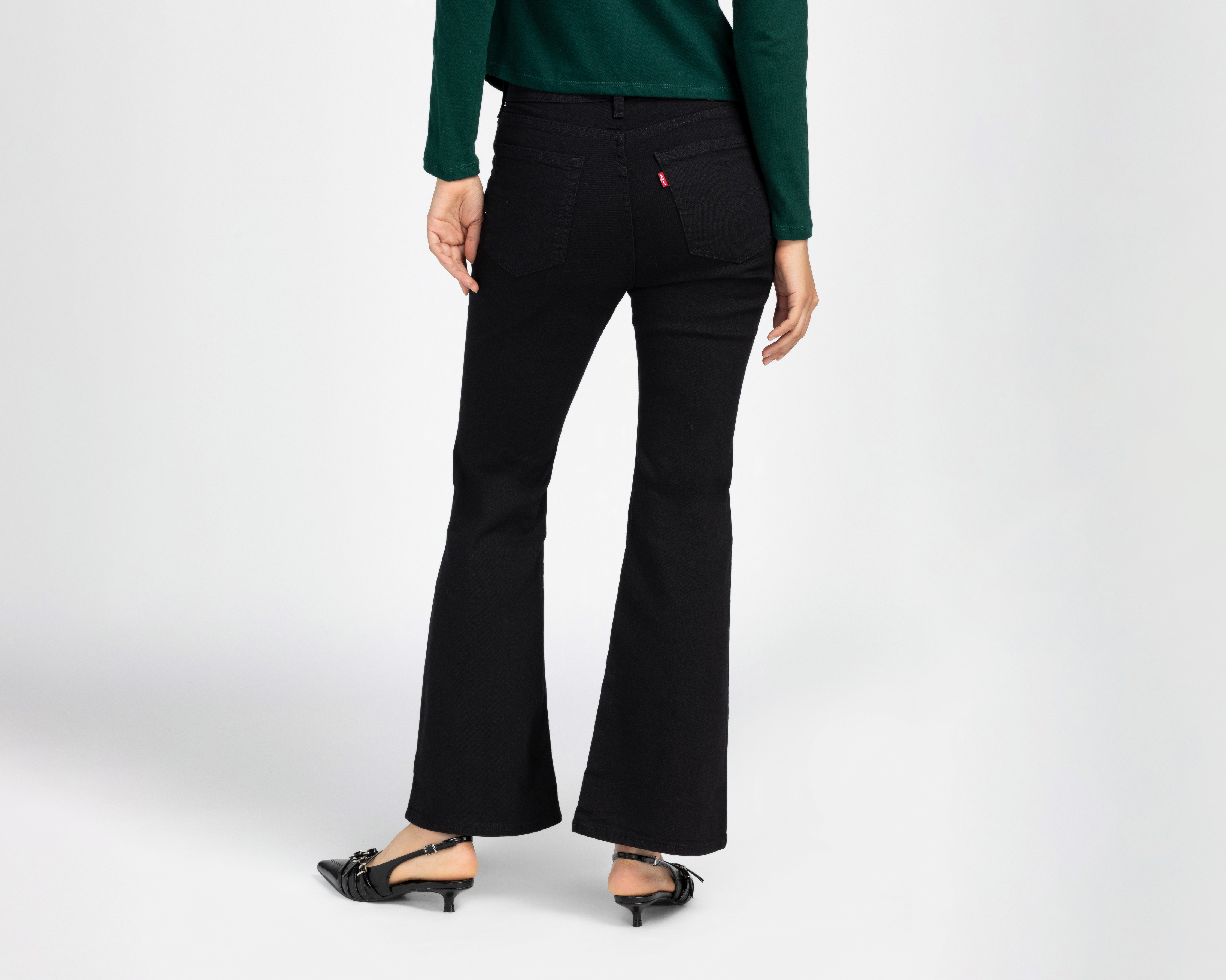 Foto 4 pulgar | Foto 3 | Jeans Flare Levi's 726 High Rise para Mujer