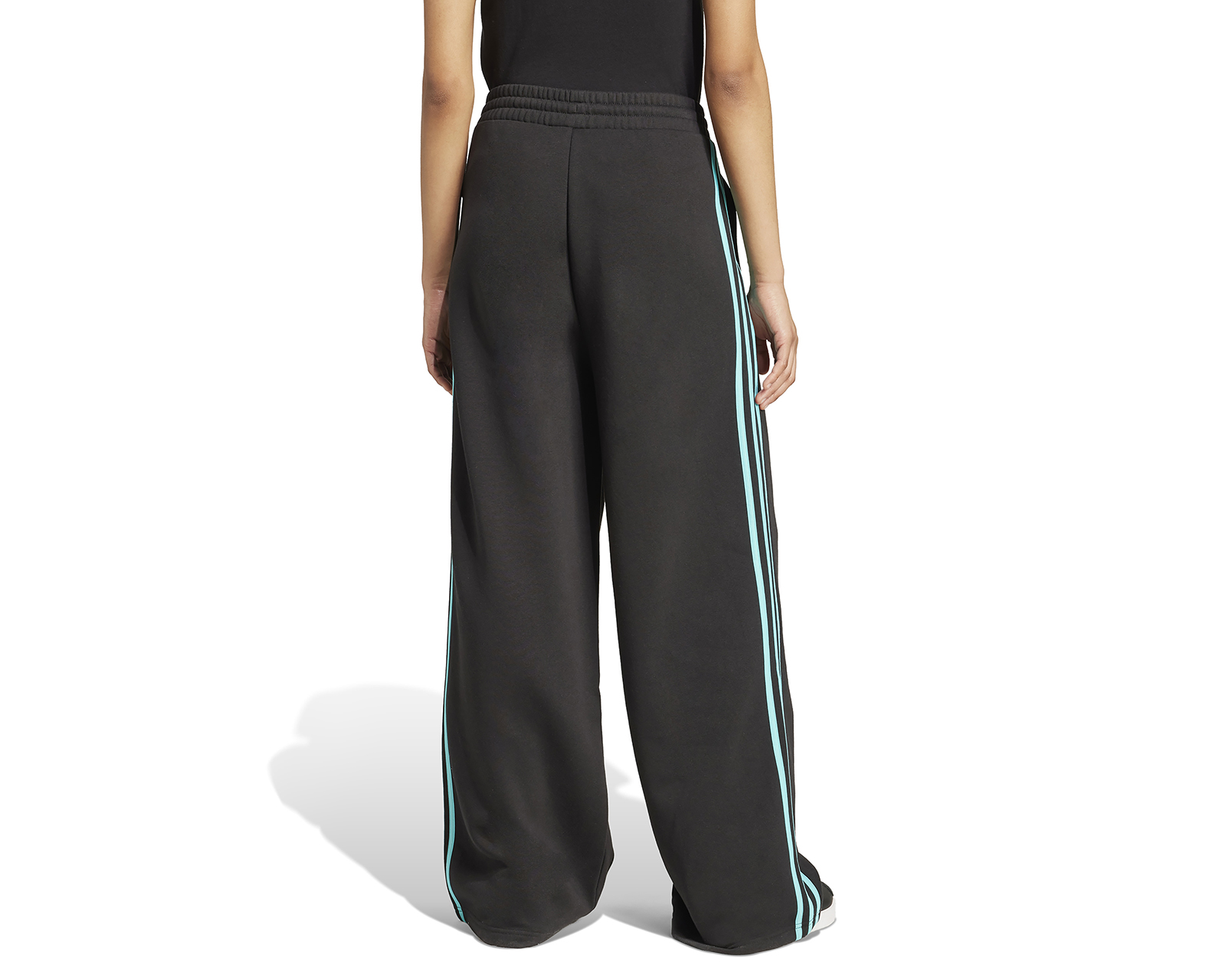 Foto 3 pulgar | Foto 2 | Pants Deportivo Adidas Mercedes AMG Petronas Formula One Team para Mujer