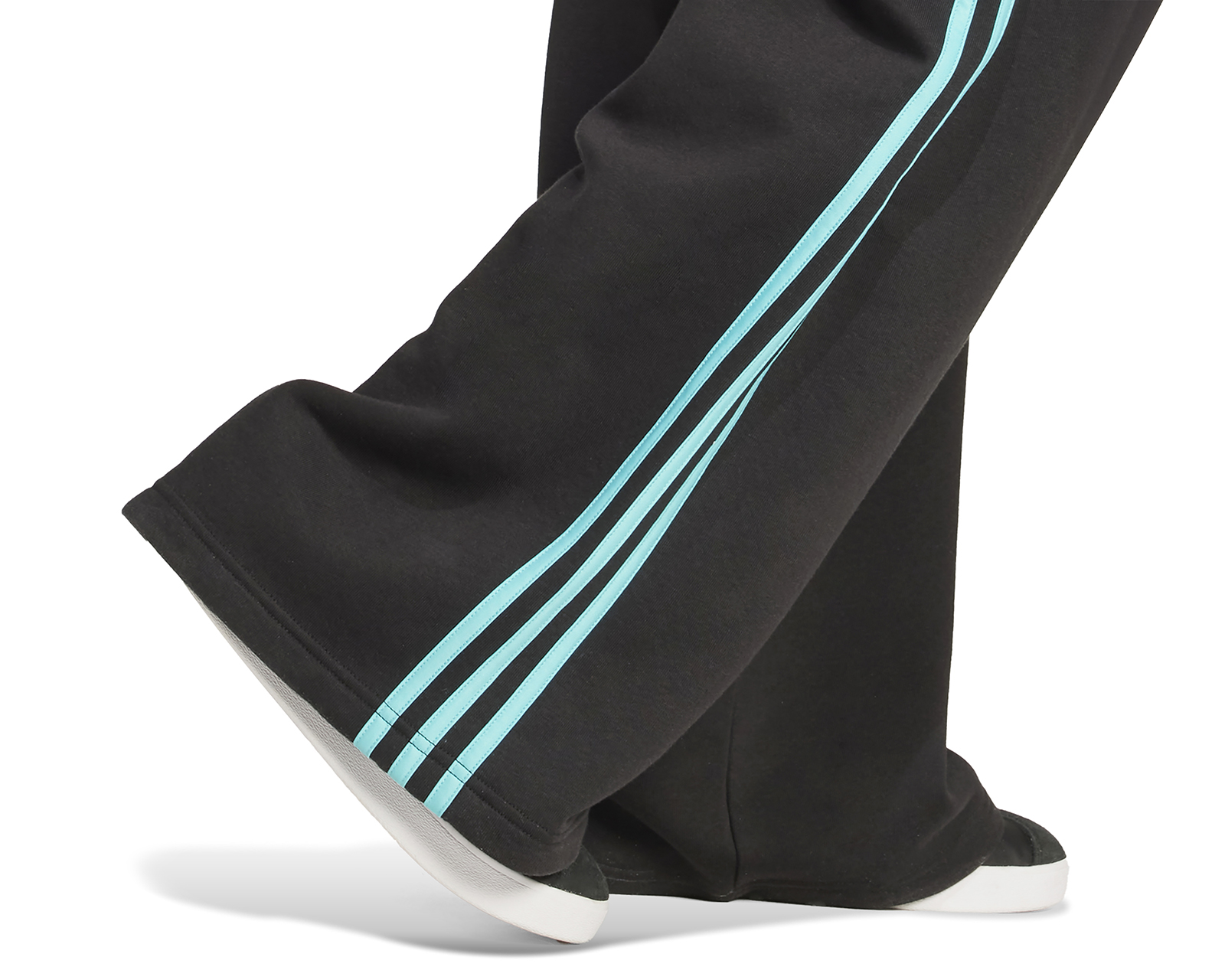 Foto 5 pulgar | Foto 4 | Pants Deportivo Adidas Mercedes AMG Petronas Formula One Team para Mujer