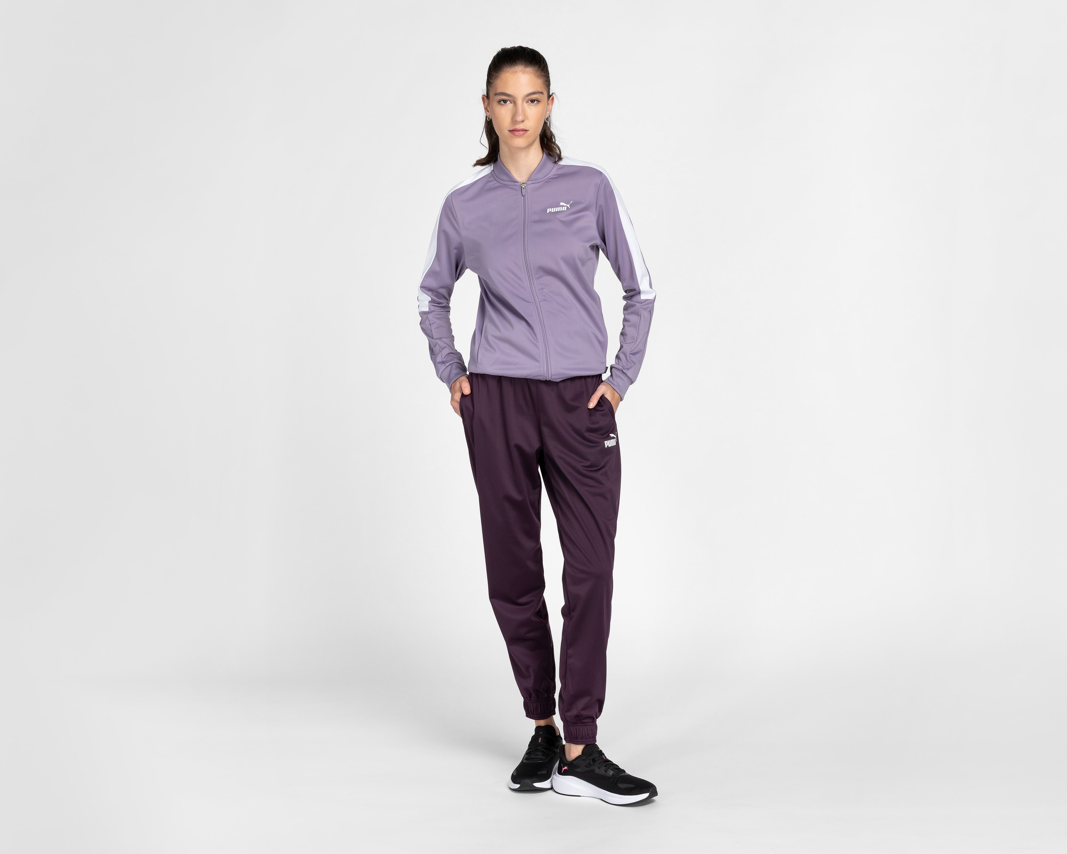 Foto 2 pulgar | Foto 1 | Pants y Chamarra Puma para Mujer