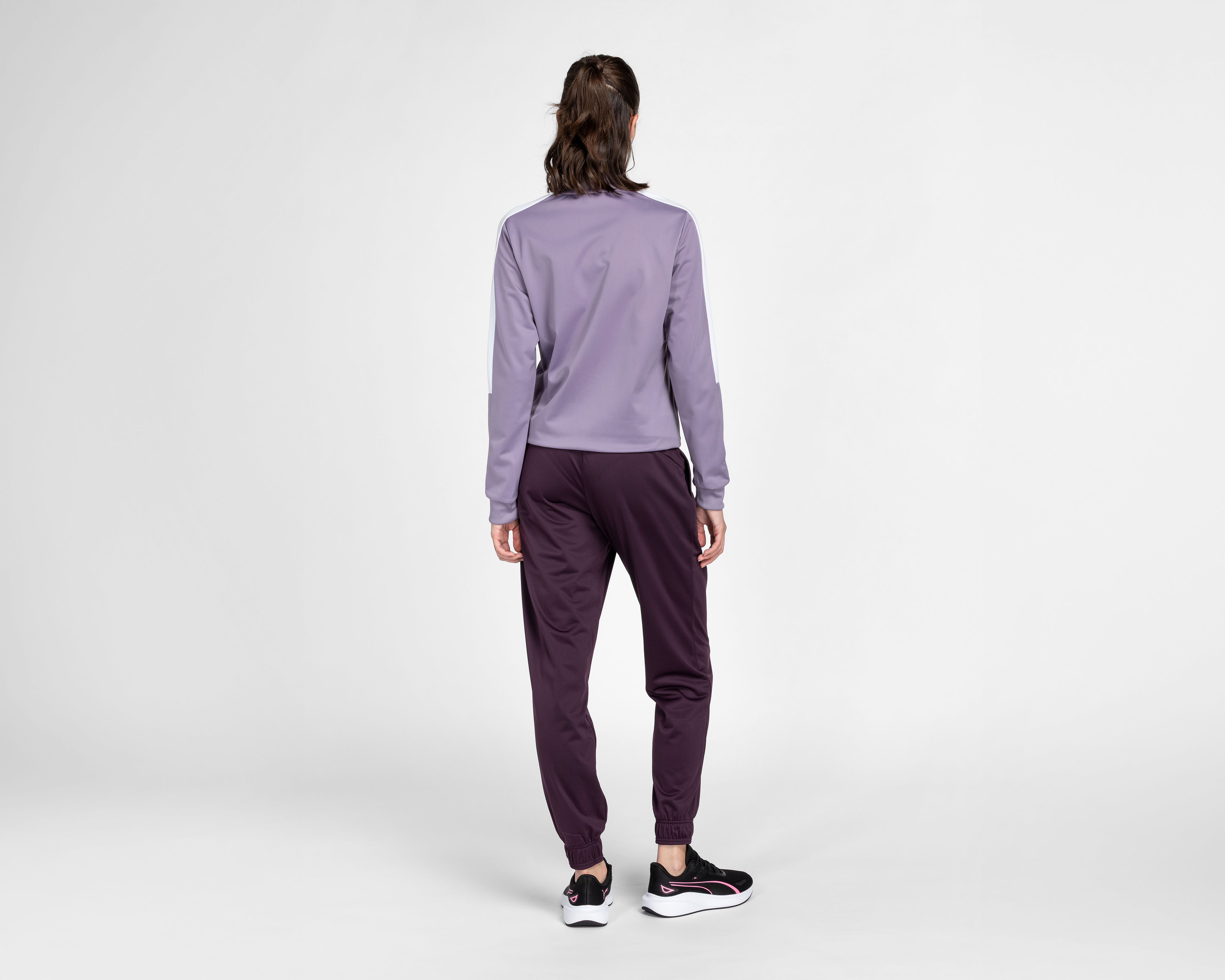 Foto 3 pulgar | Foto 2 | Pants y Chamarra Puma para Mujer