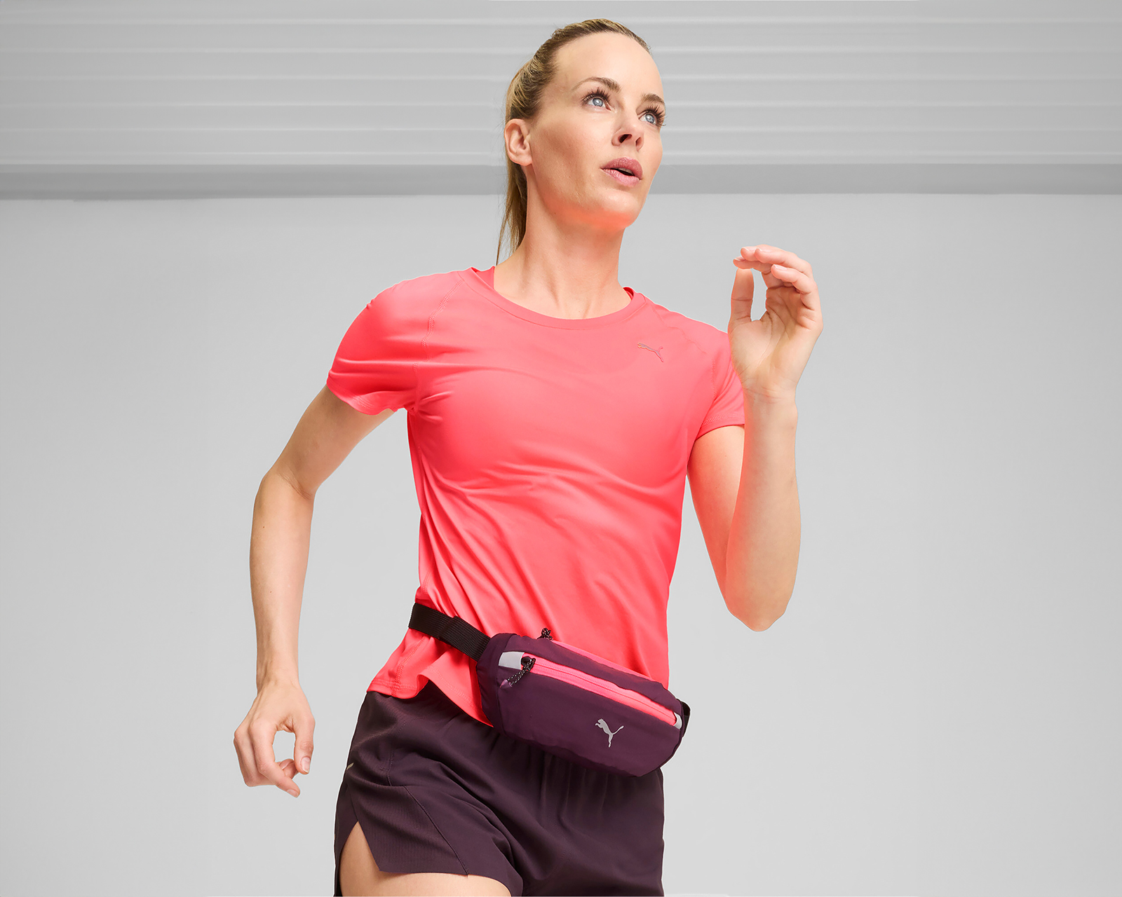 Foto 5 pulgar | Foto 4 | Cangurera de Running para Mujer Puma PR Classic