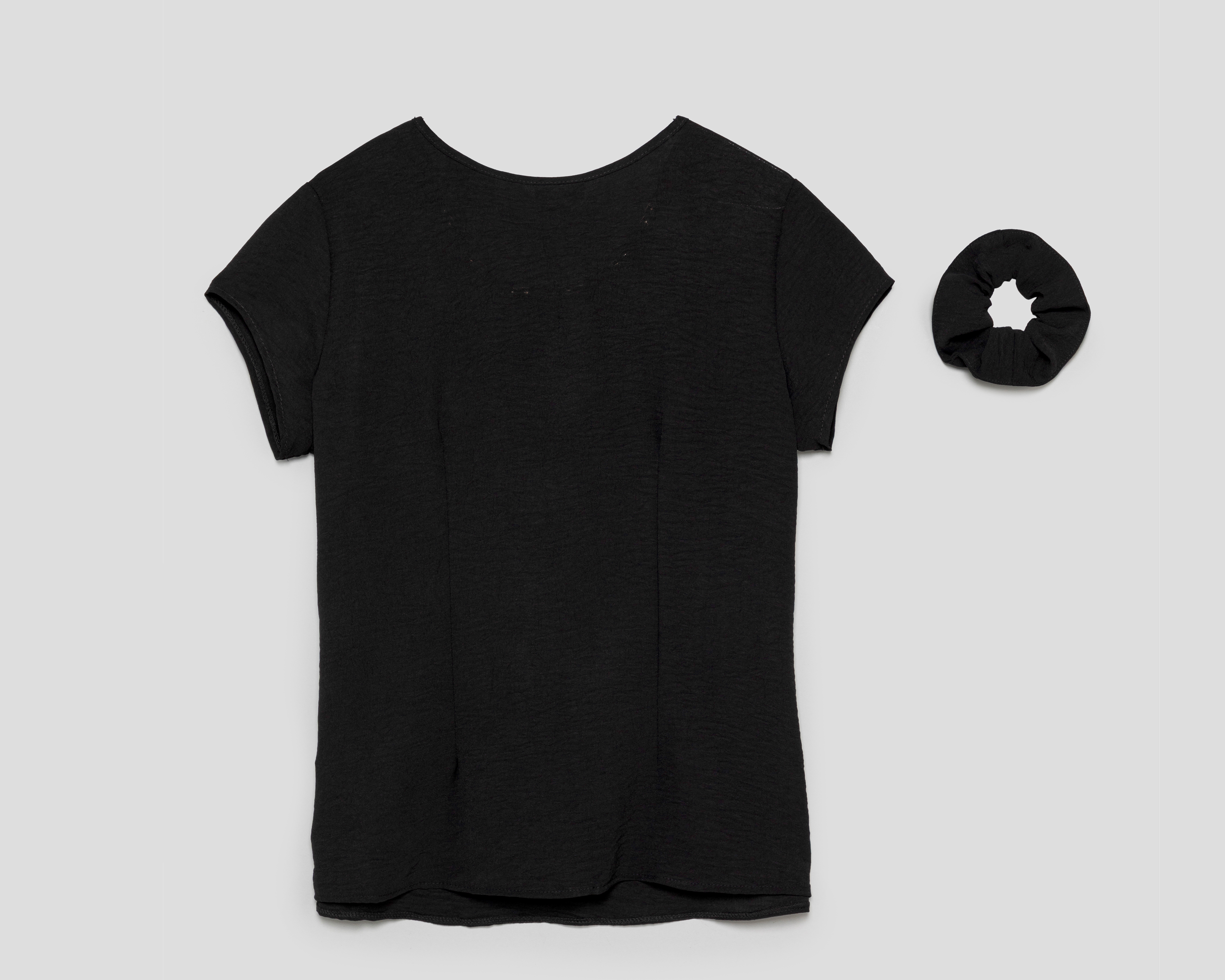 Foto 3 pulgar | Foto 2 | Blusa Negra Lady Sun para Mujer