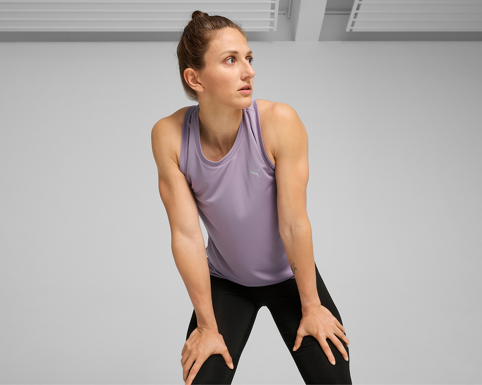 Foto 4 pulgar | Foto 3 | Playera Puma DryCell de Entrenamiento para Mujer