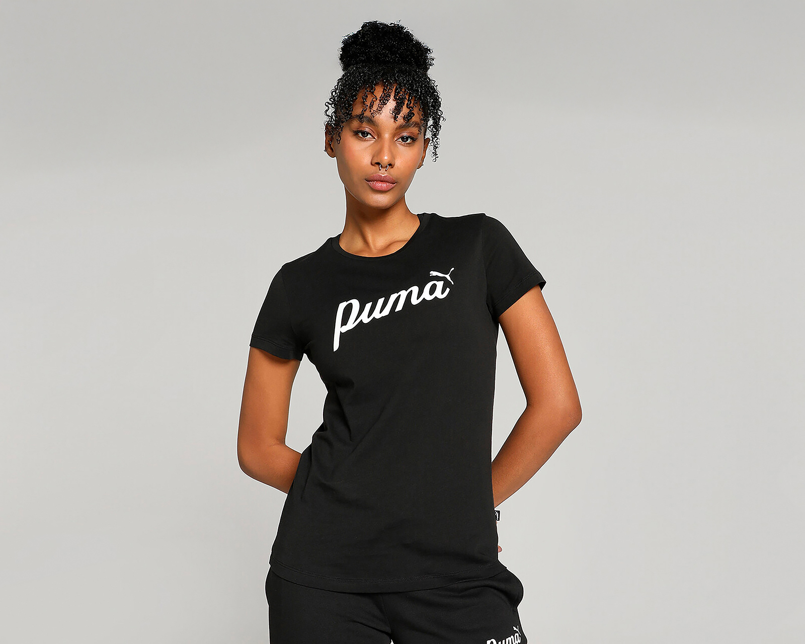 Foto 2 pulgar | Foto 1 | Playera Deportiva Puma Ess+ para Mujer