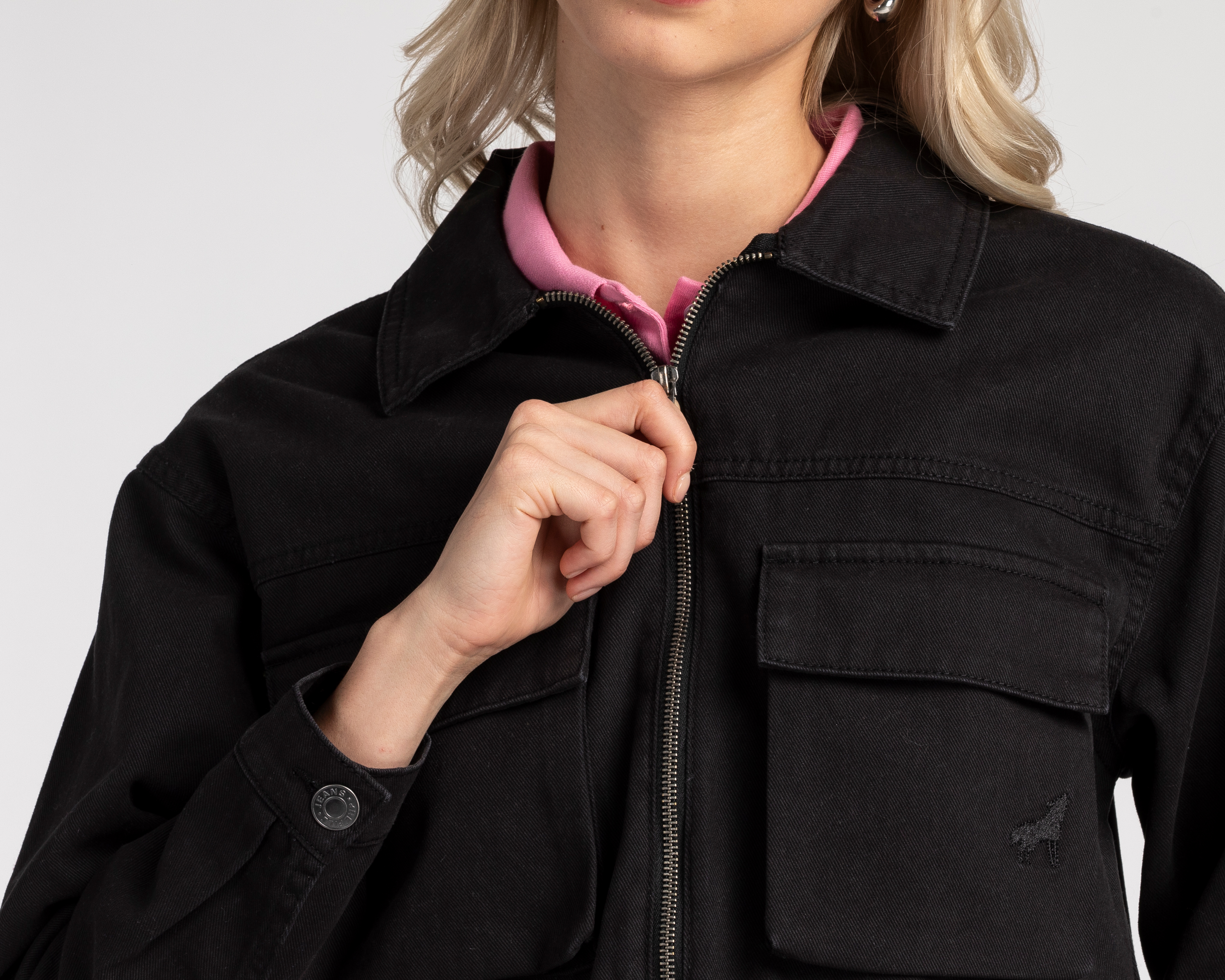 Foto 4 | Foto 4 | Chamarra Negra con Cierre Refill para Mujer