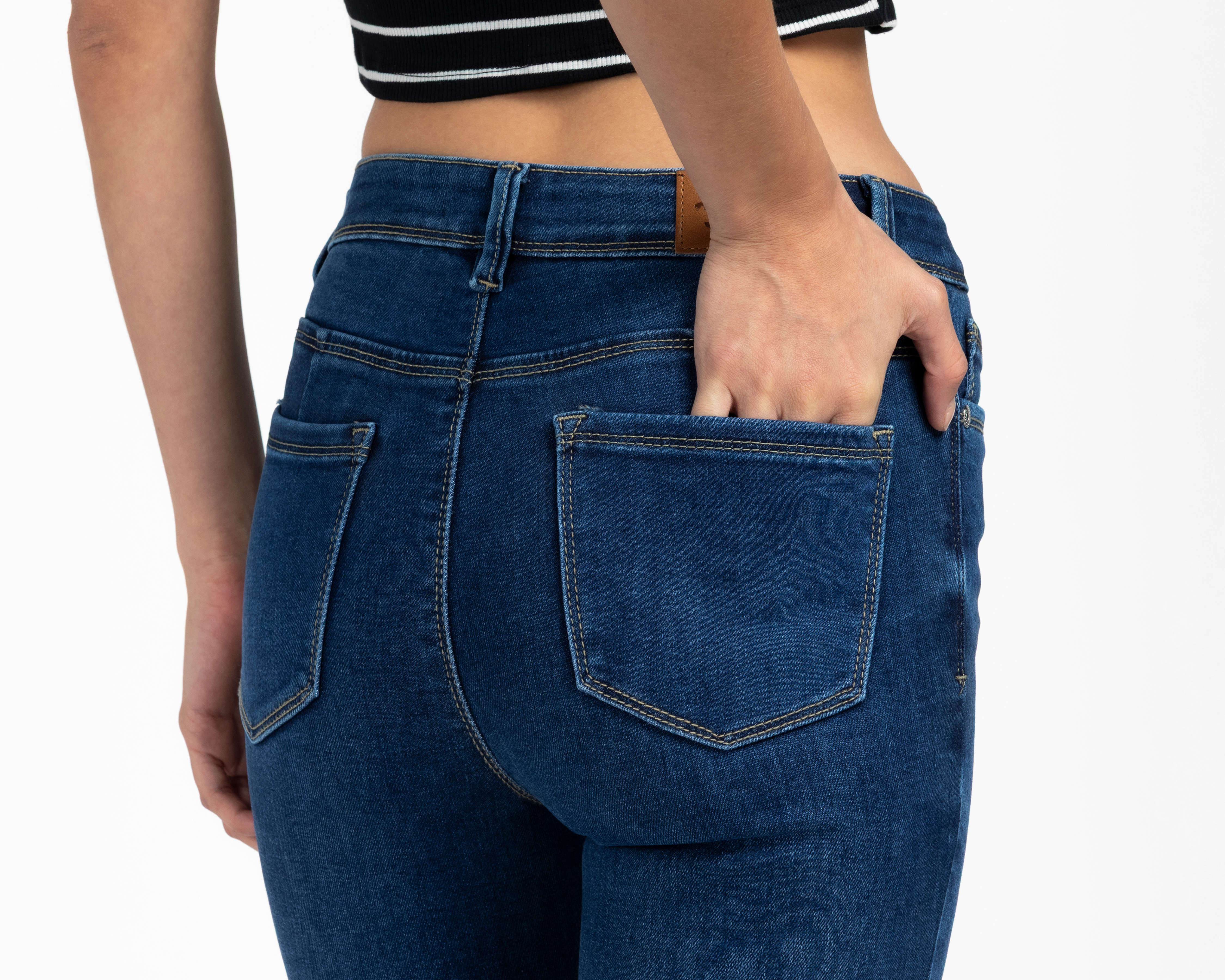 Foto 6 pulgar | Foto 5 | Jeans Skinny Refill para Mujer