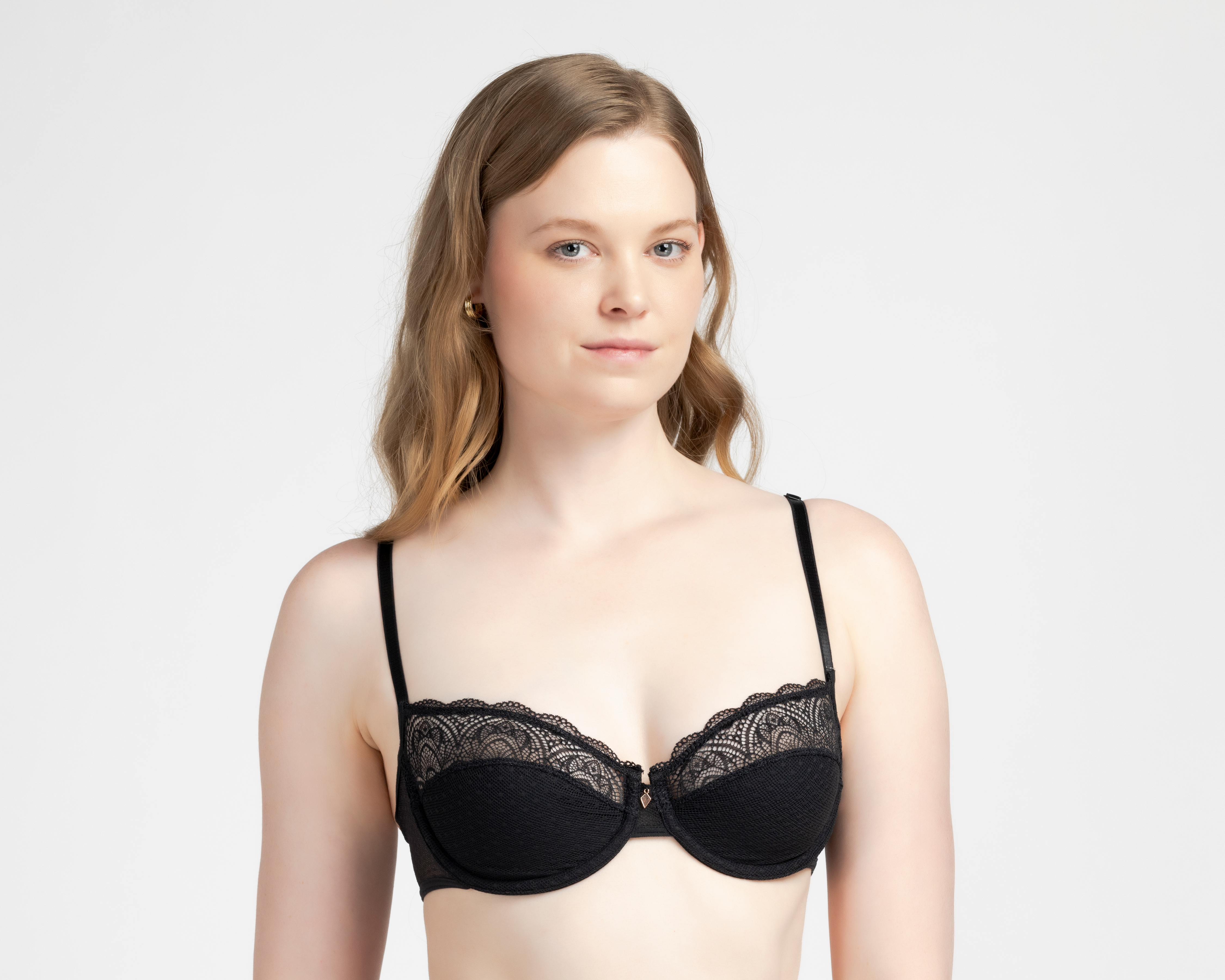 Brasier Media Copa con Encaje Playtex