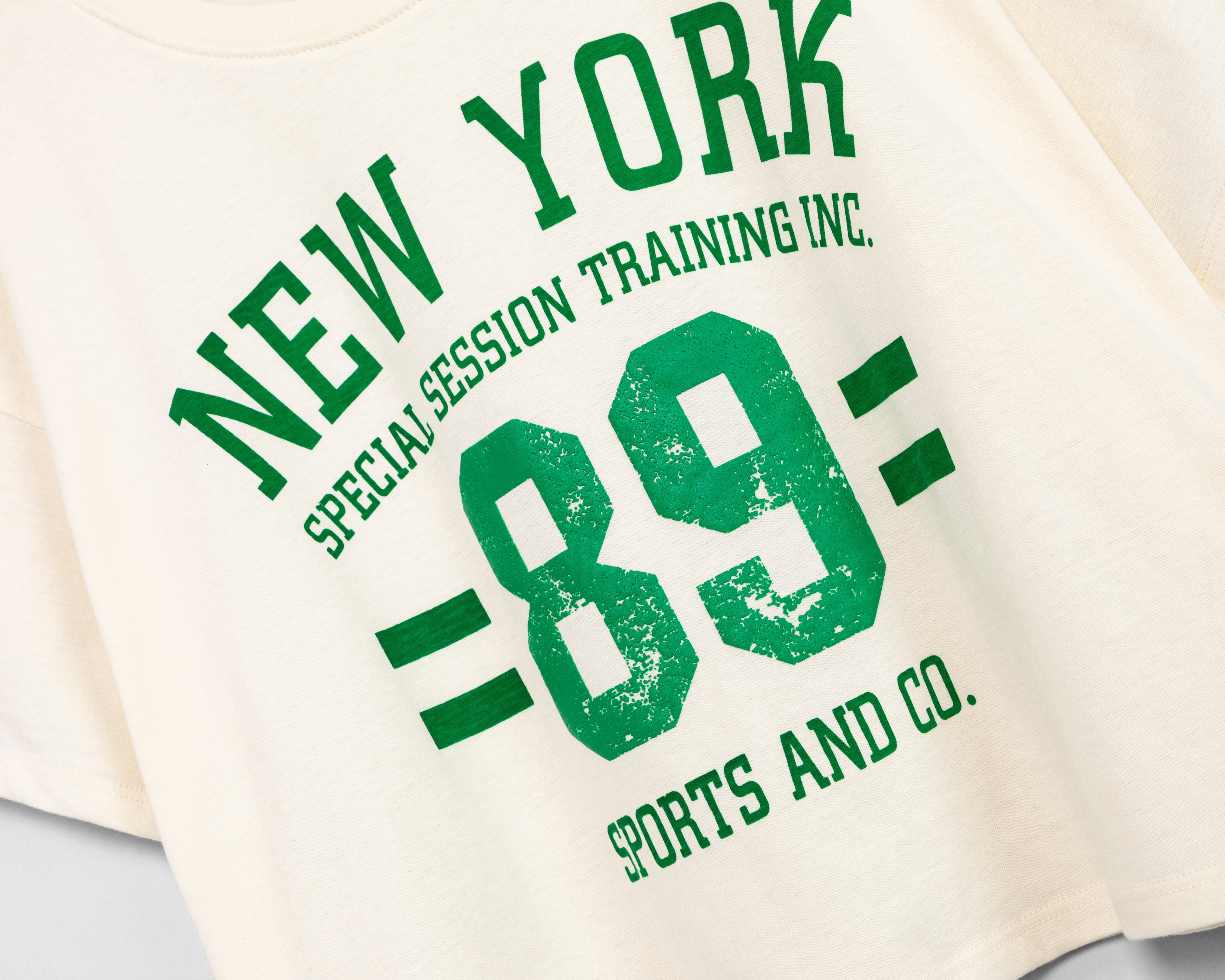 Foto 4 pulgar | Foto 3 | Crop Top York Team Polo Club Estampado para Mujer