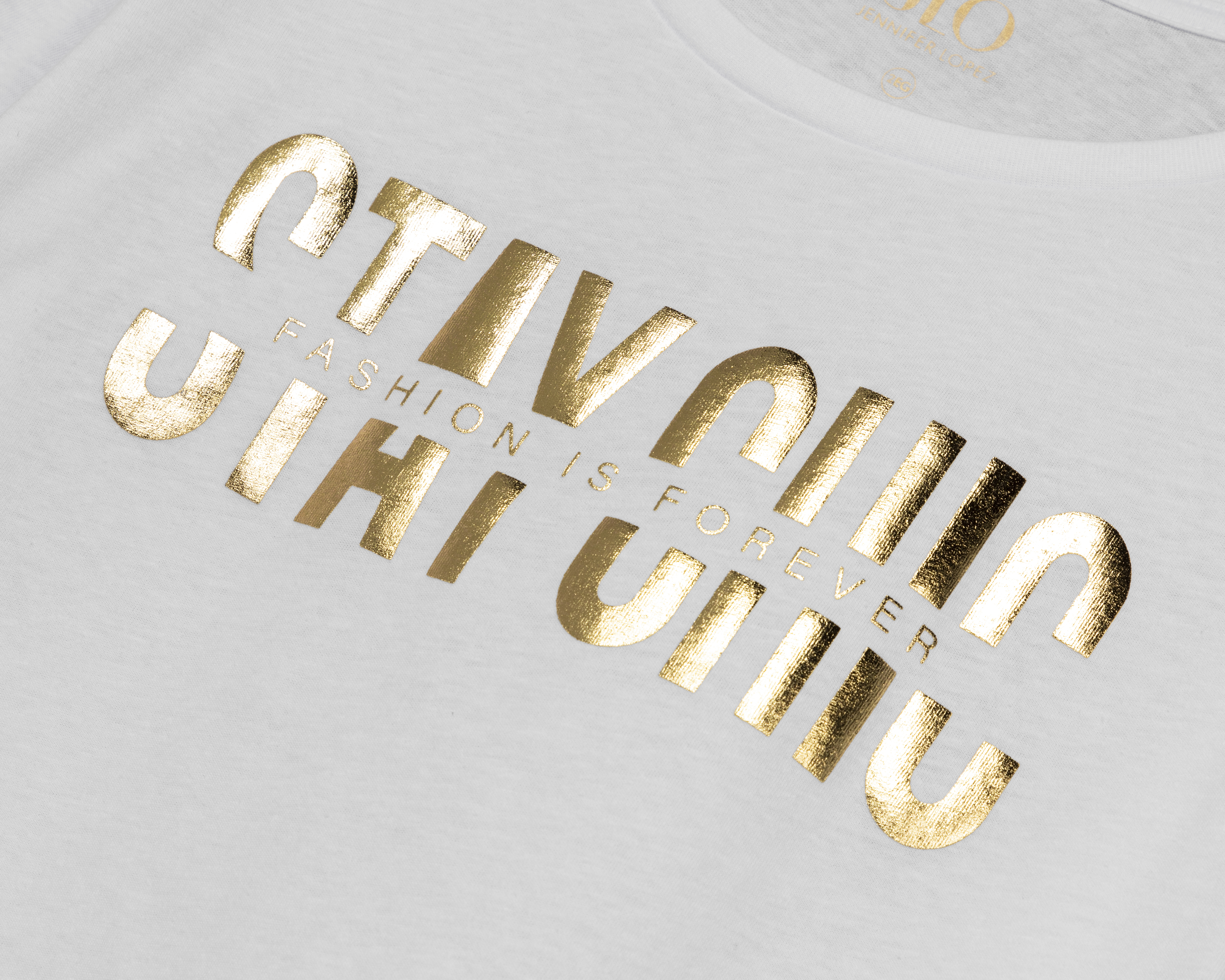 Foto 4 pulgar | Foto 3 | Playera Jennifer Lopez Manga Corta con Estampado