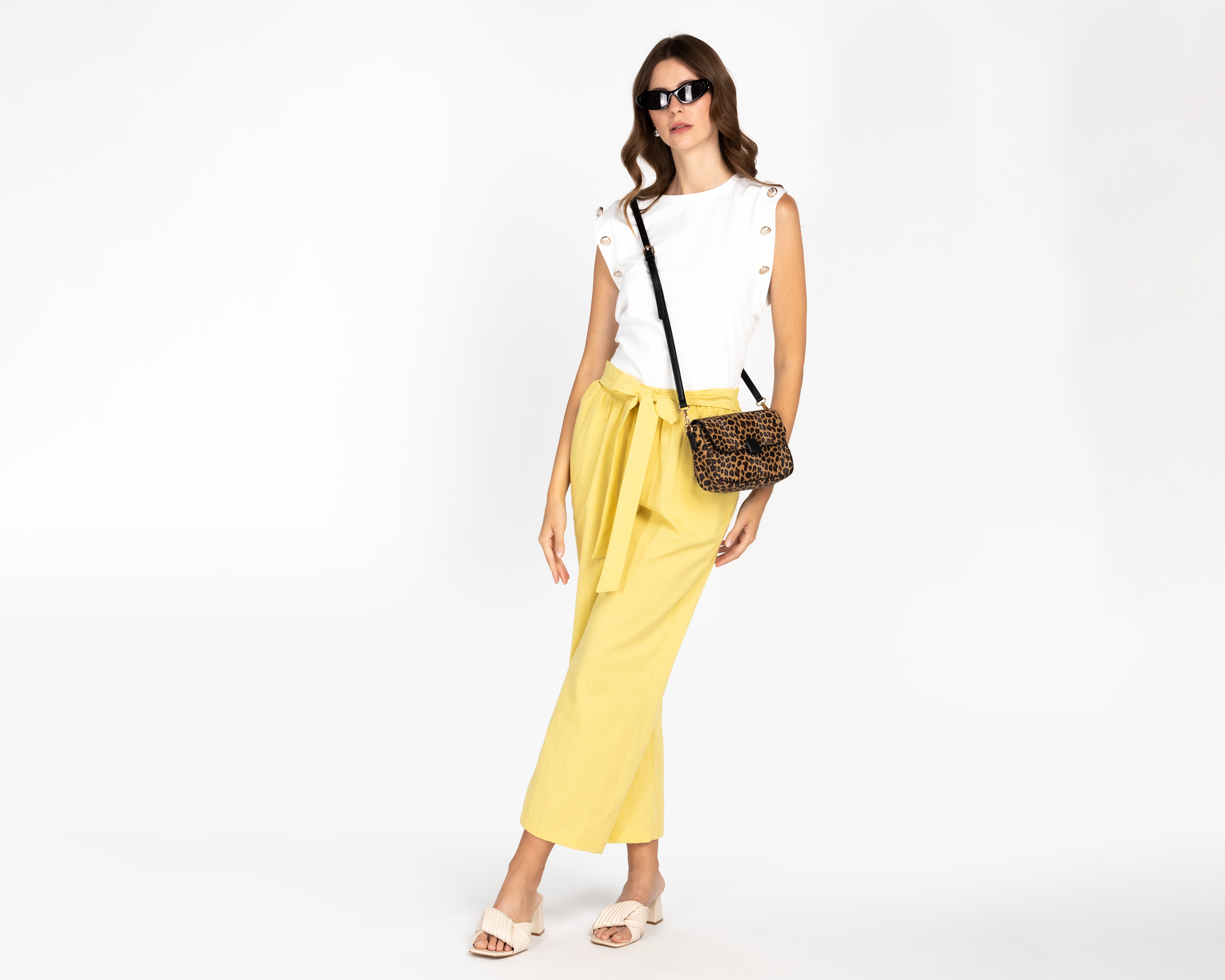 Foto 2 | Foto 2 | Pantalón Ancho Sahara Amarillo para Mujer