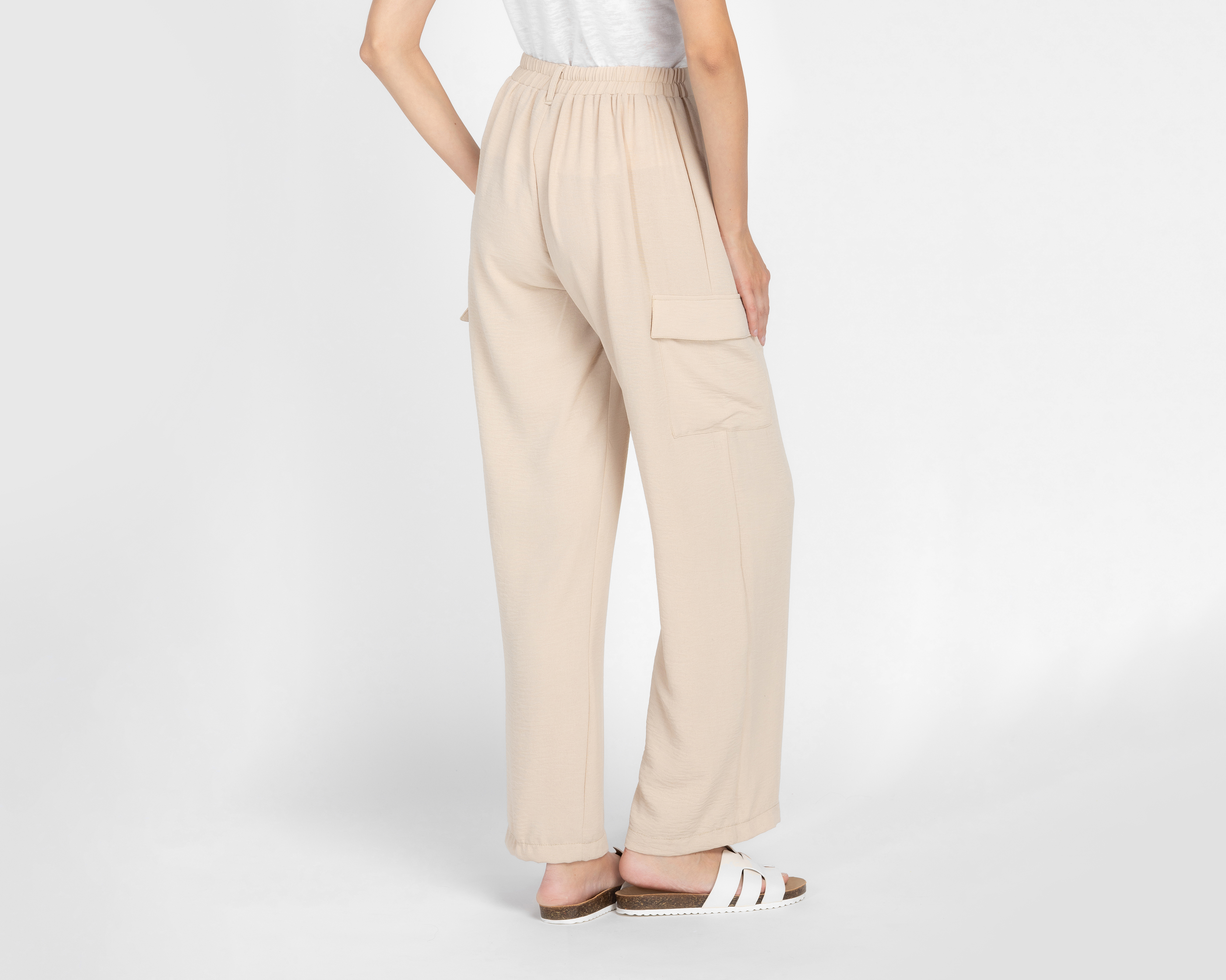 Foto 4 pulgar | Foto 3 | Pantalón Cargo Sahara Beige para Mujer