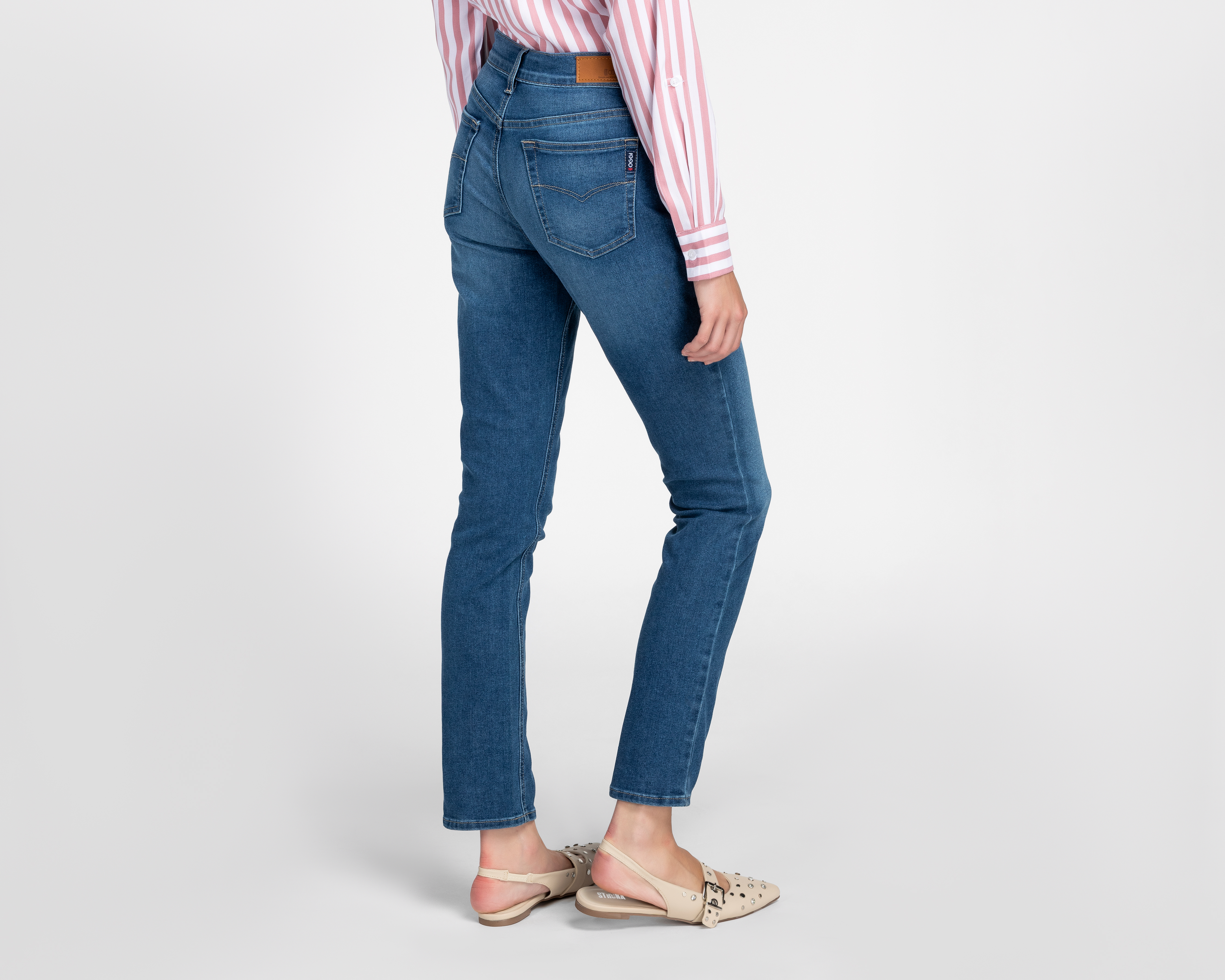 Foto 4 pulgar | Foto 3 | Jeans Slim Oggi Passion Vintage para Mujer