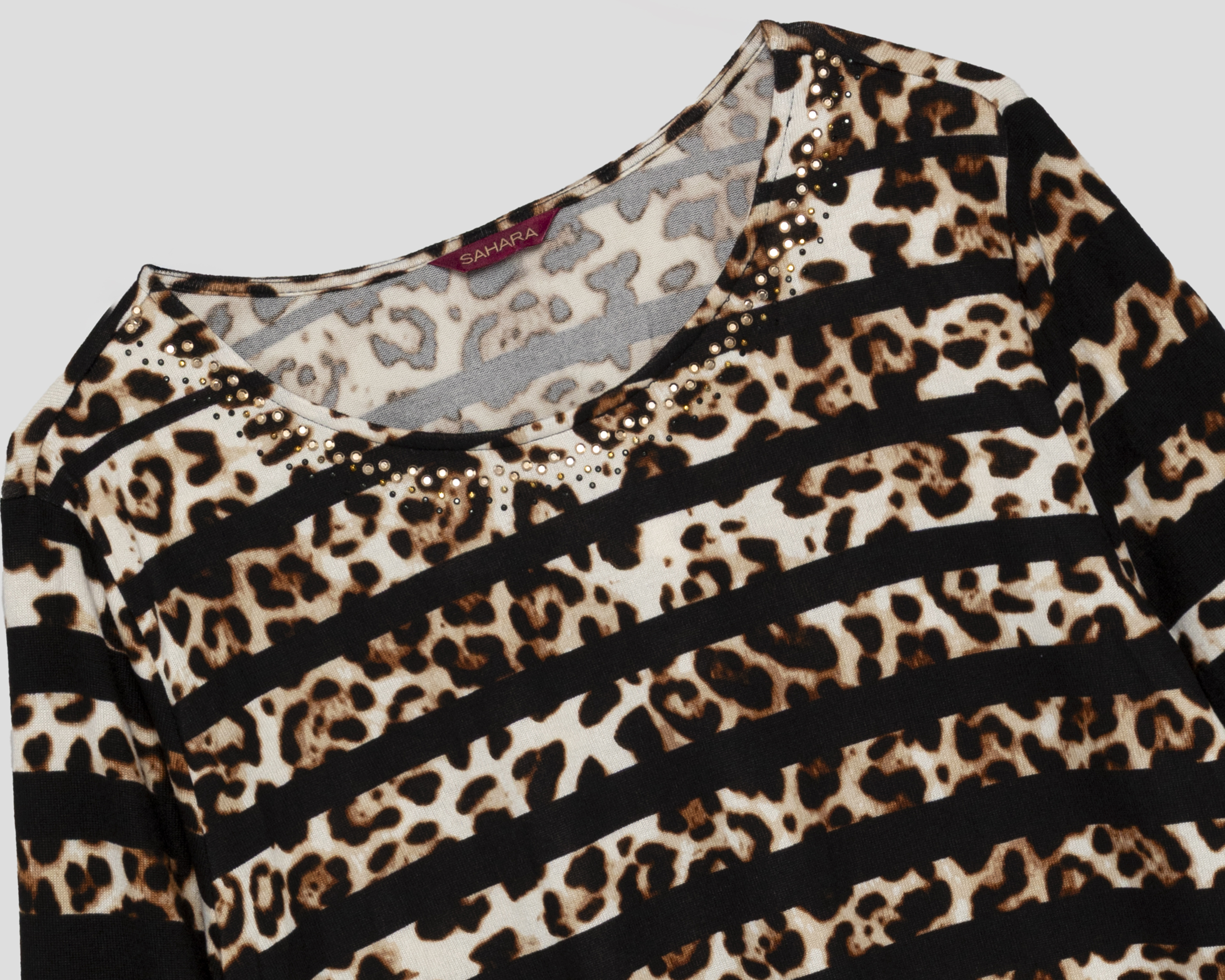 Foto 4 pulgar | Foto 3 | Playera Animal Print Sahara para Mujer