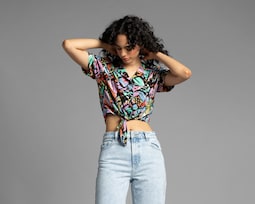 Blusa Thinner Manga Corta Floral