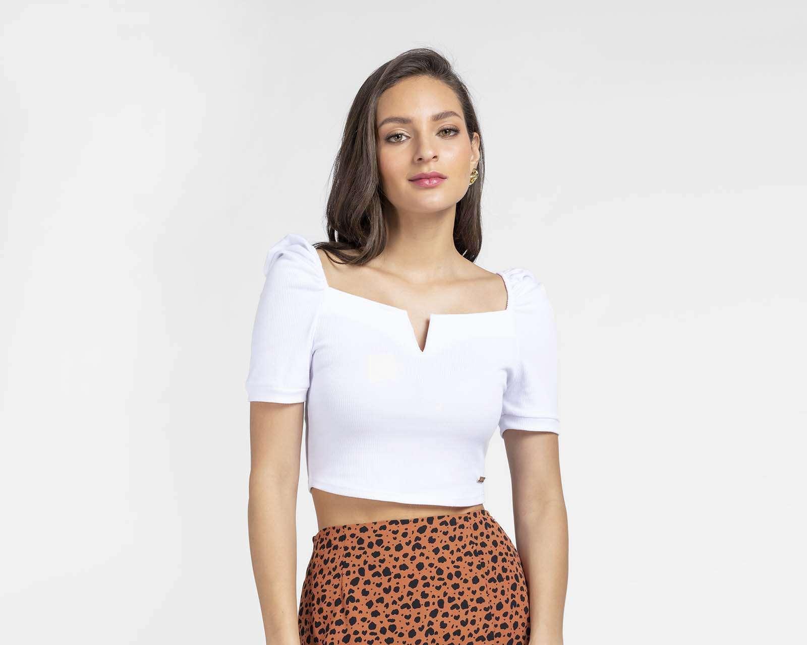 Foto 1 | Foto 1 | Blusa Jennifer Lopez con Abertura V en Escote