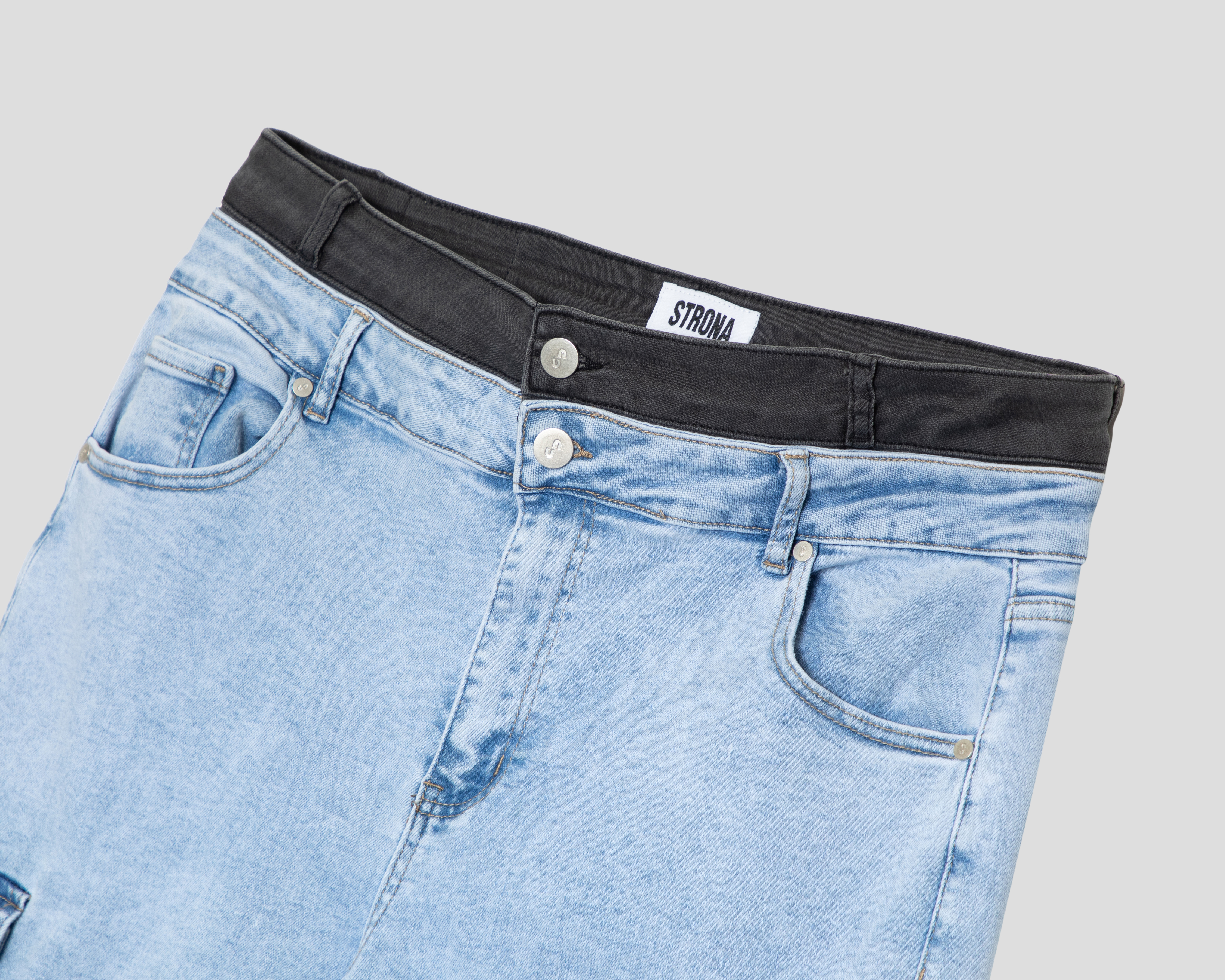 Foto 4 pulgar | Foto 3 | Pantalón Cargo Strona de Mezclilla para Mujer