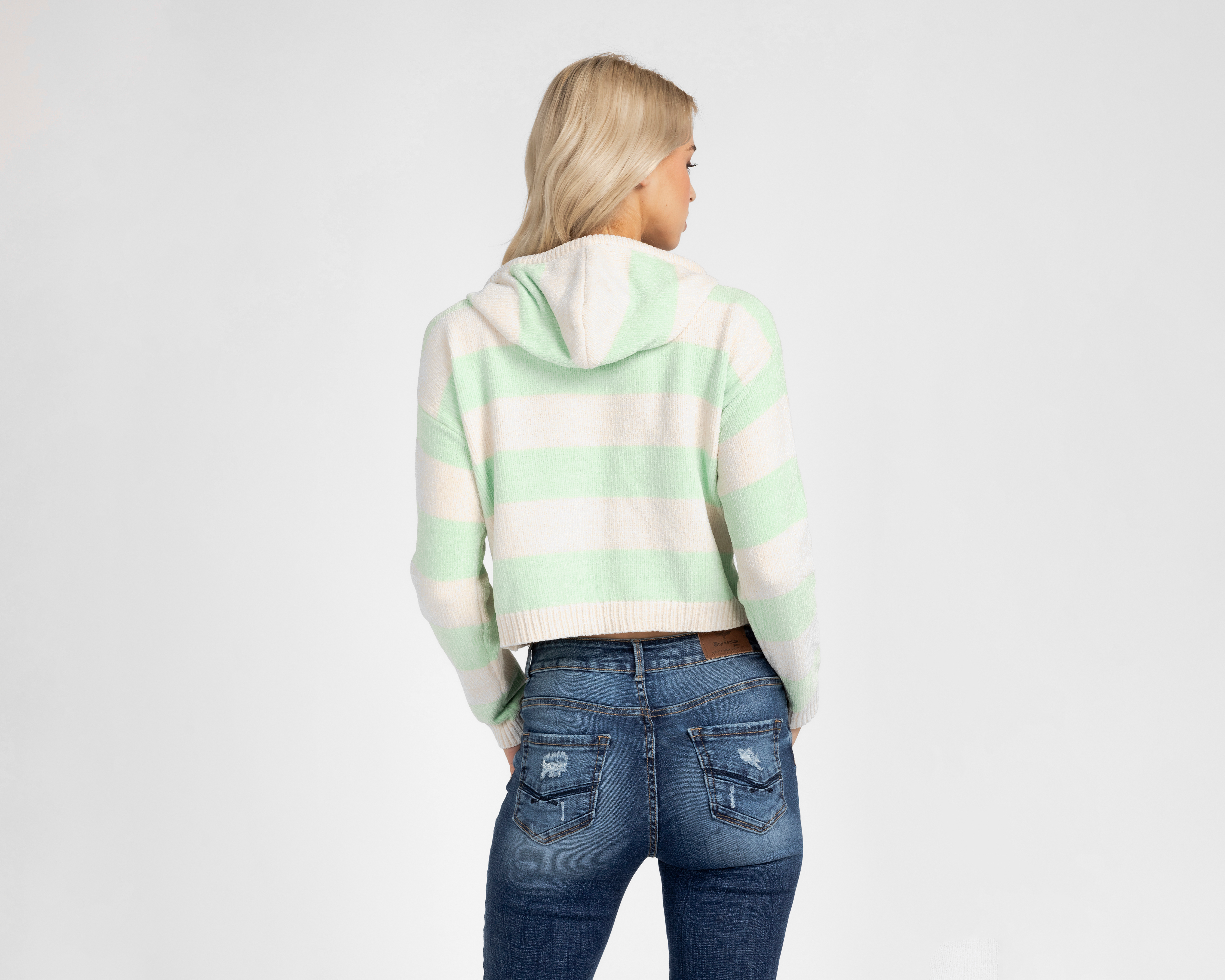 Foto 4 pulgar | Foto 3 | Sudadera con Capucha 18 Forever para Mujer