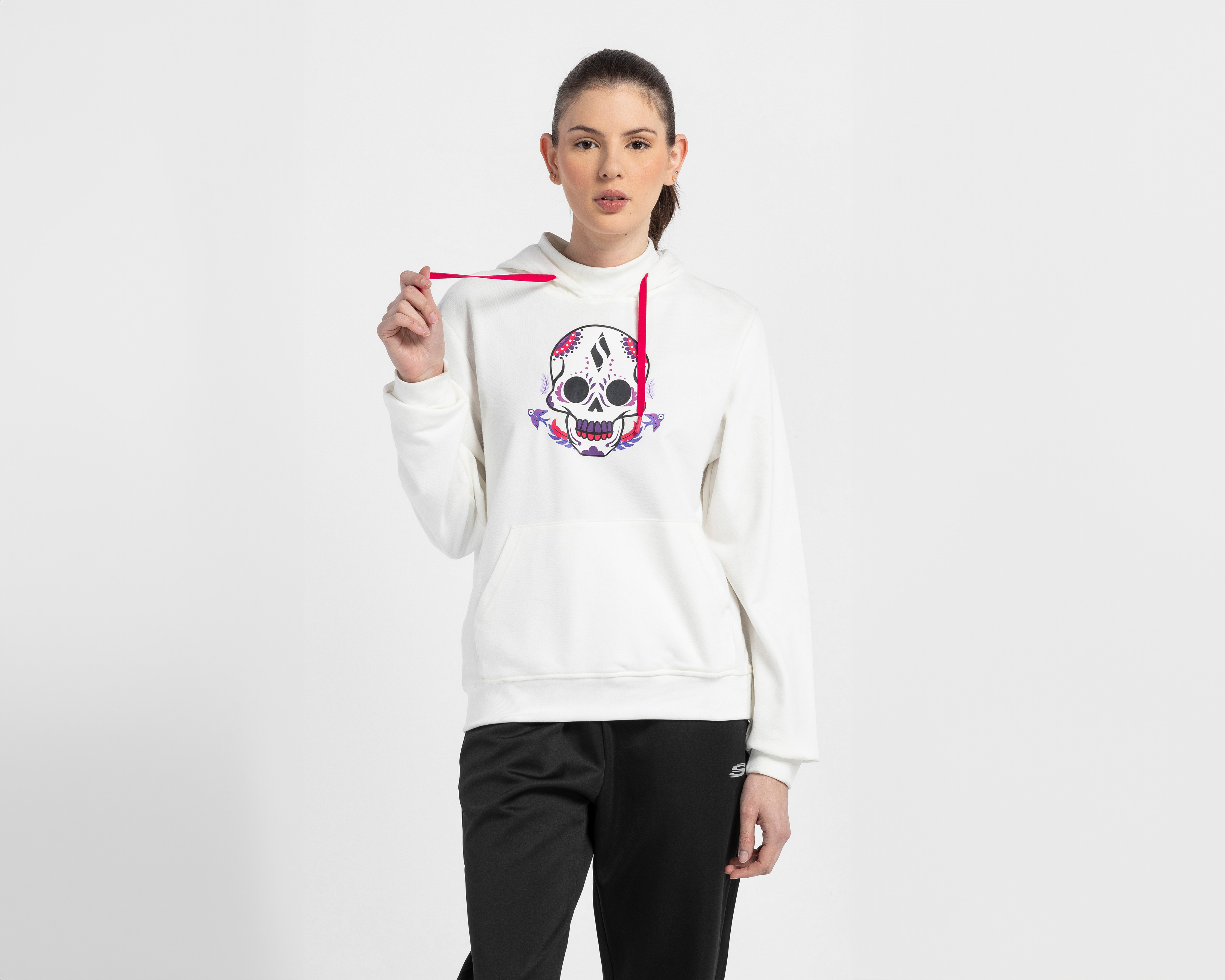 Foto 2 pulgar | Foto 1 | Sudadera Deportiva Skechers para Mujer