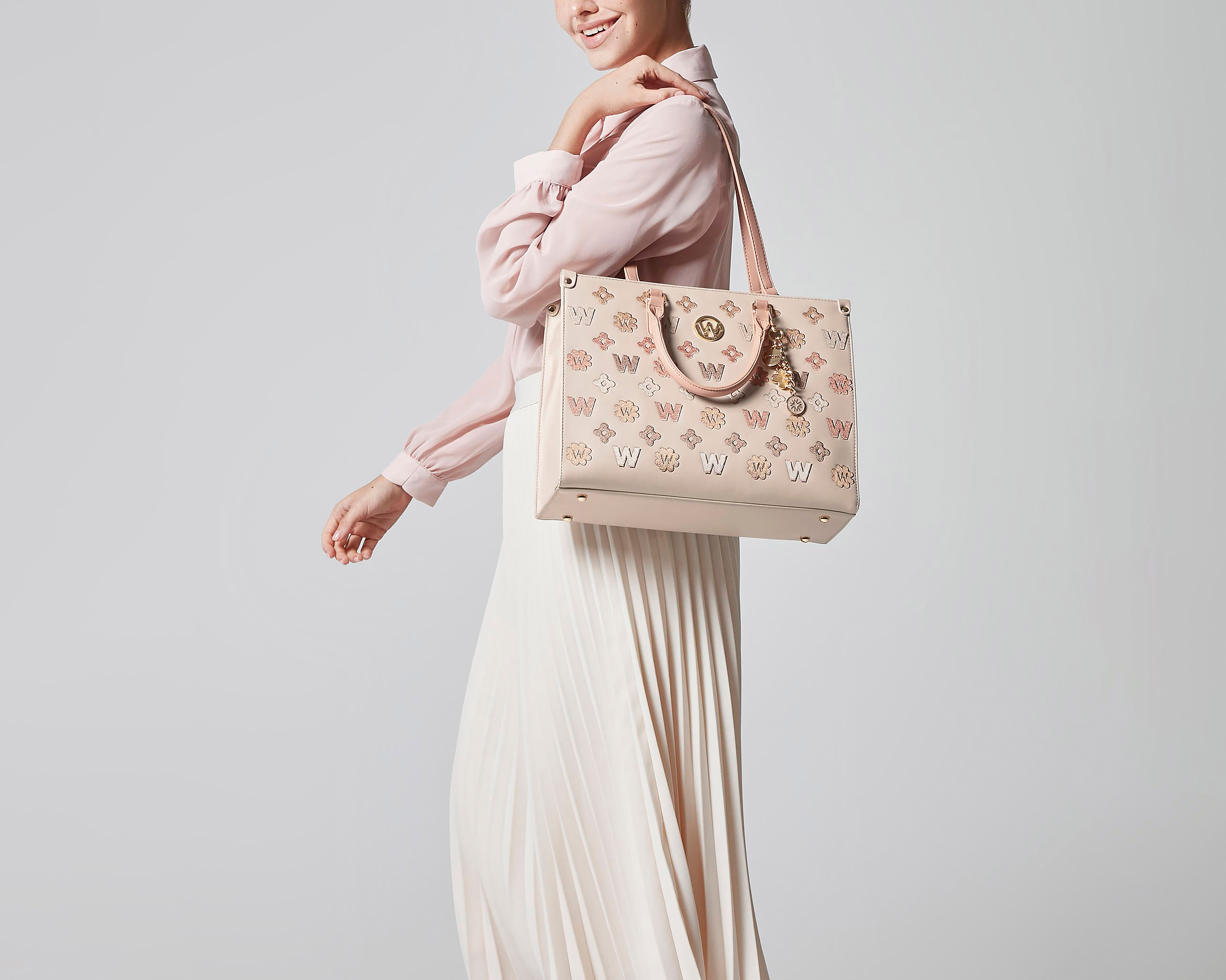 Foto 7 pulgar | Foto 6 | Bolsa de Hombro Westies Sabah