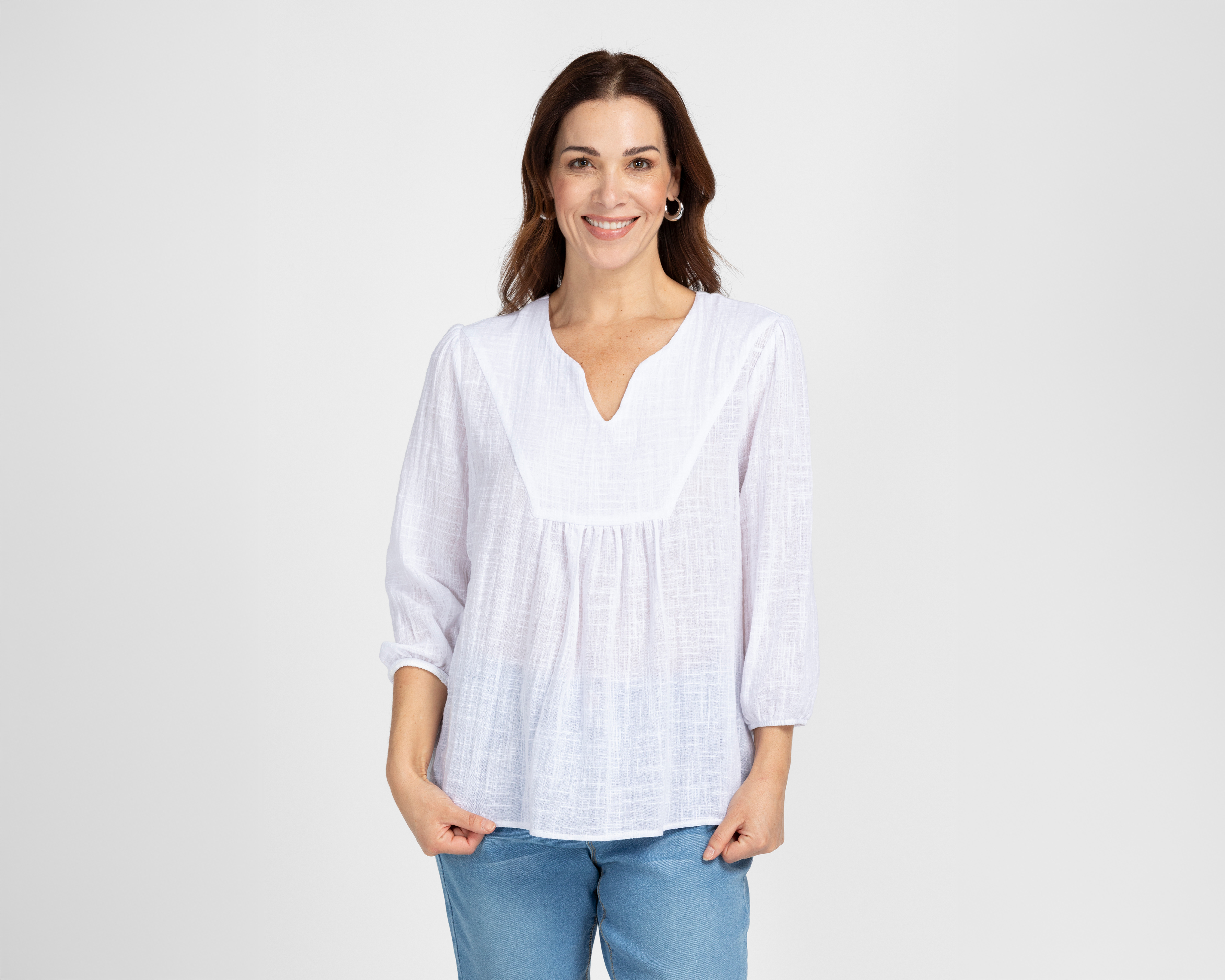 Foto 2 pulgar | Foto 1 | Blusa Blanca Alexis para Mujer