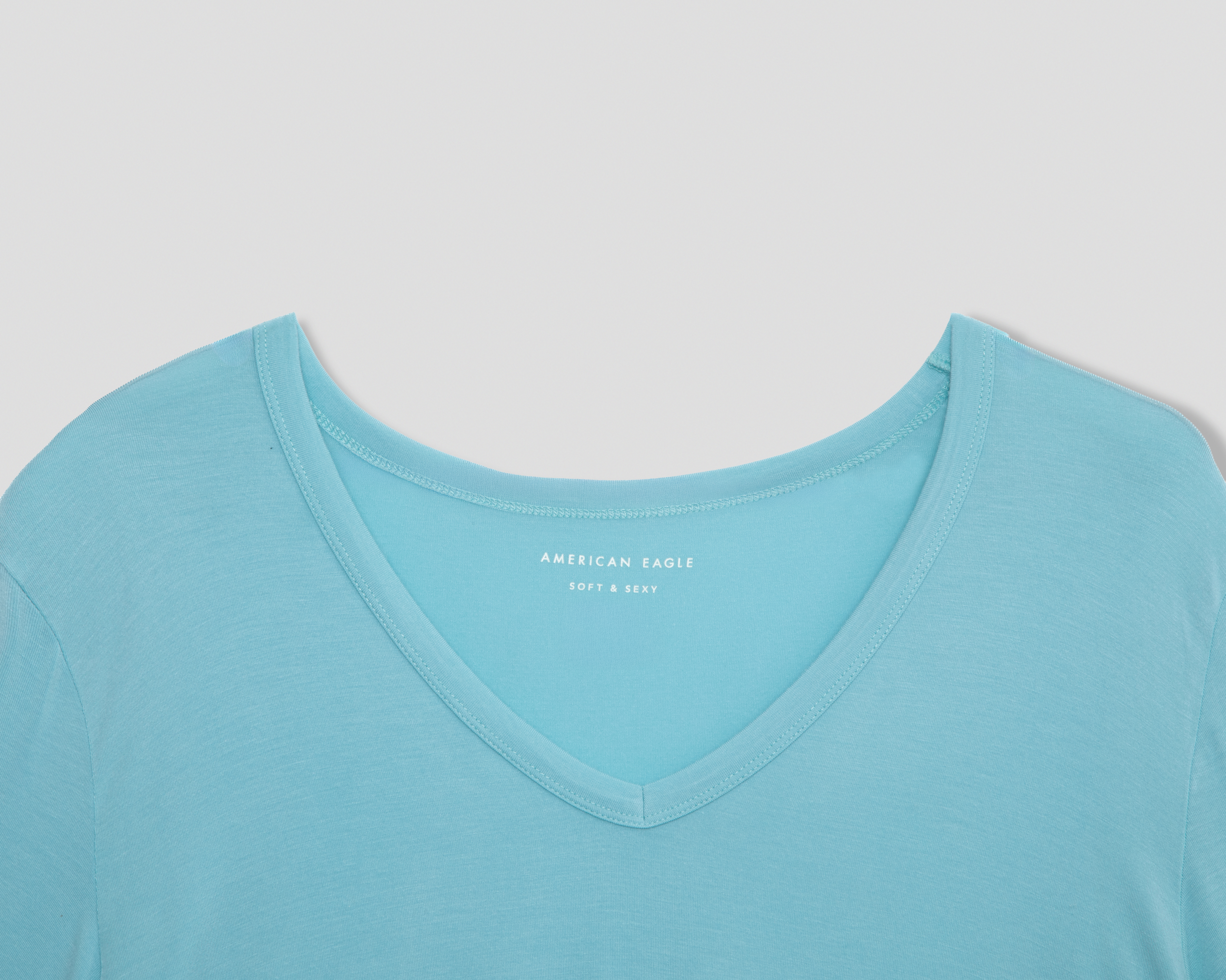 Foto 4 pulgar | Foto 3 | Playera Manga Larga American Eagle para Mujer