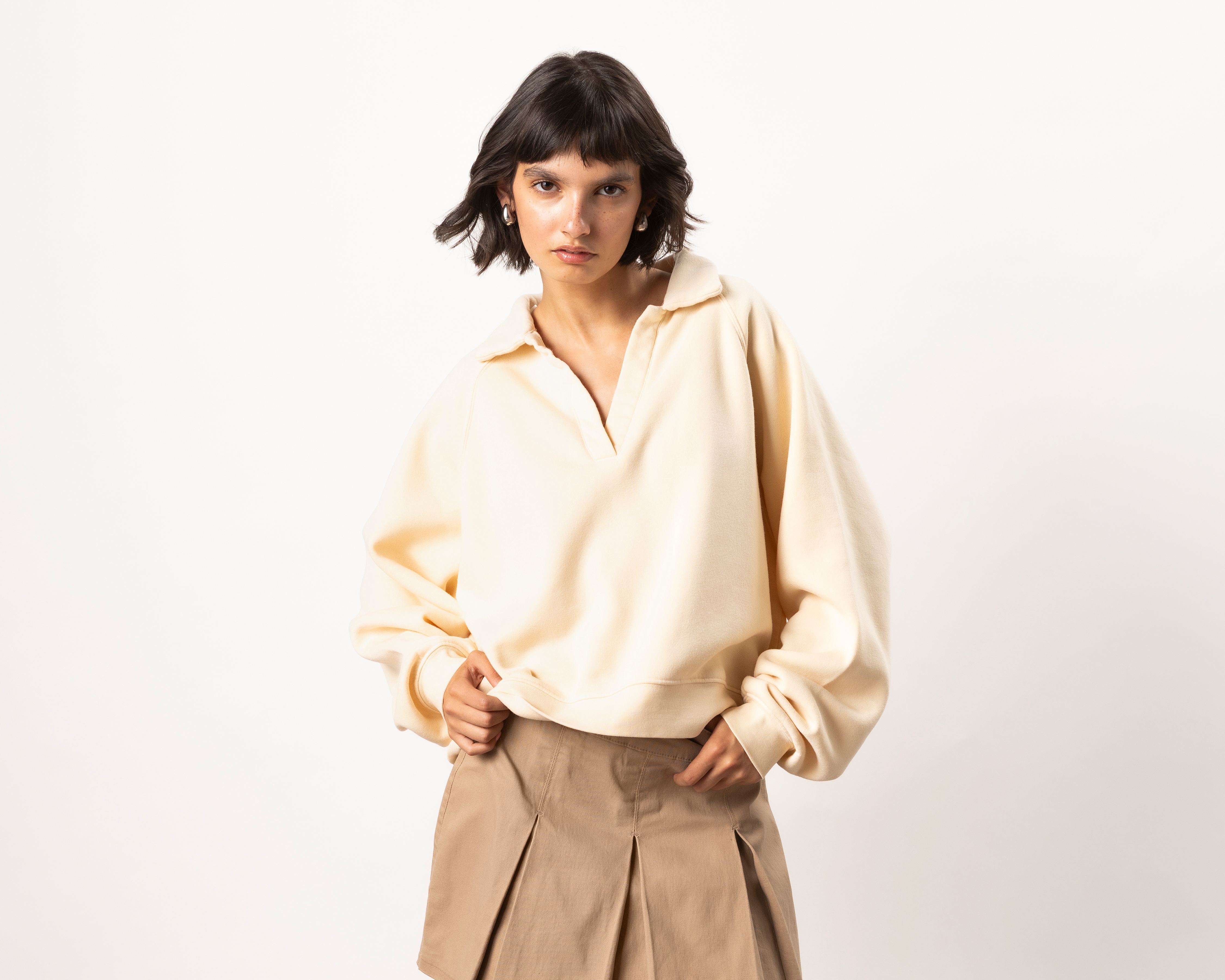 Foto 3 pulgar | Foto 2 | Sudadera Beige Strona para Mujer