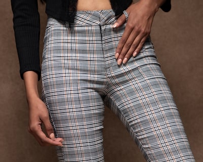 Foto 4 | Foto 4 | Pantalón Acampanado Strona a Cuadros para Mujer