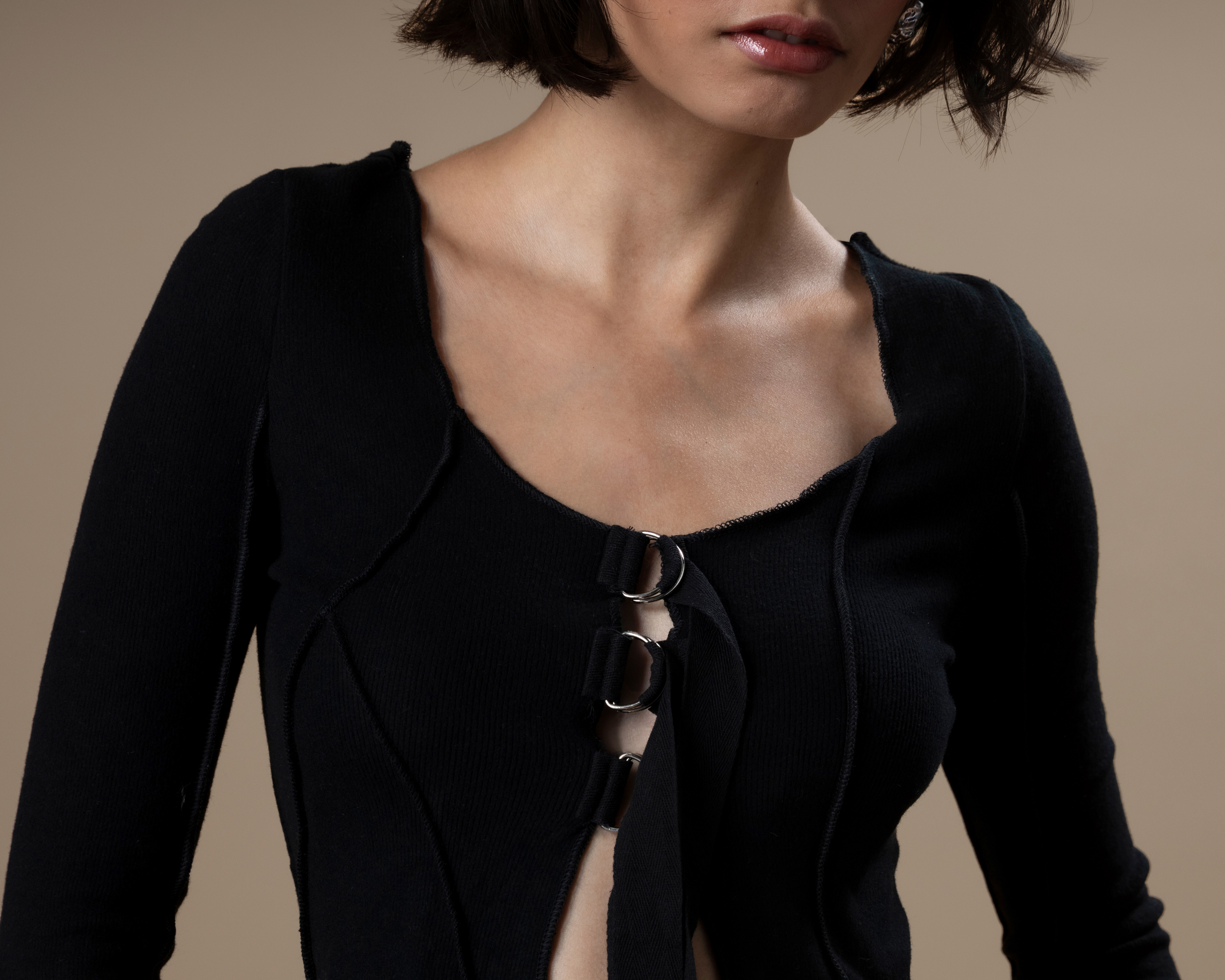 Foto 5 pulgar | Foto 4 | Blusa con Hebillas Strona para Mujer