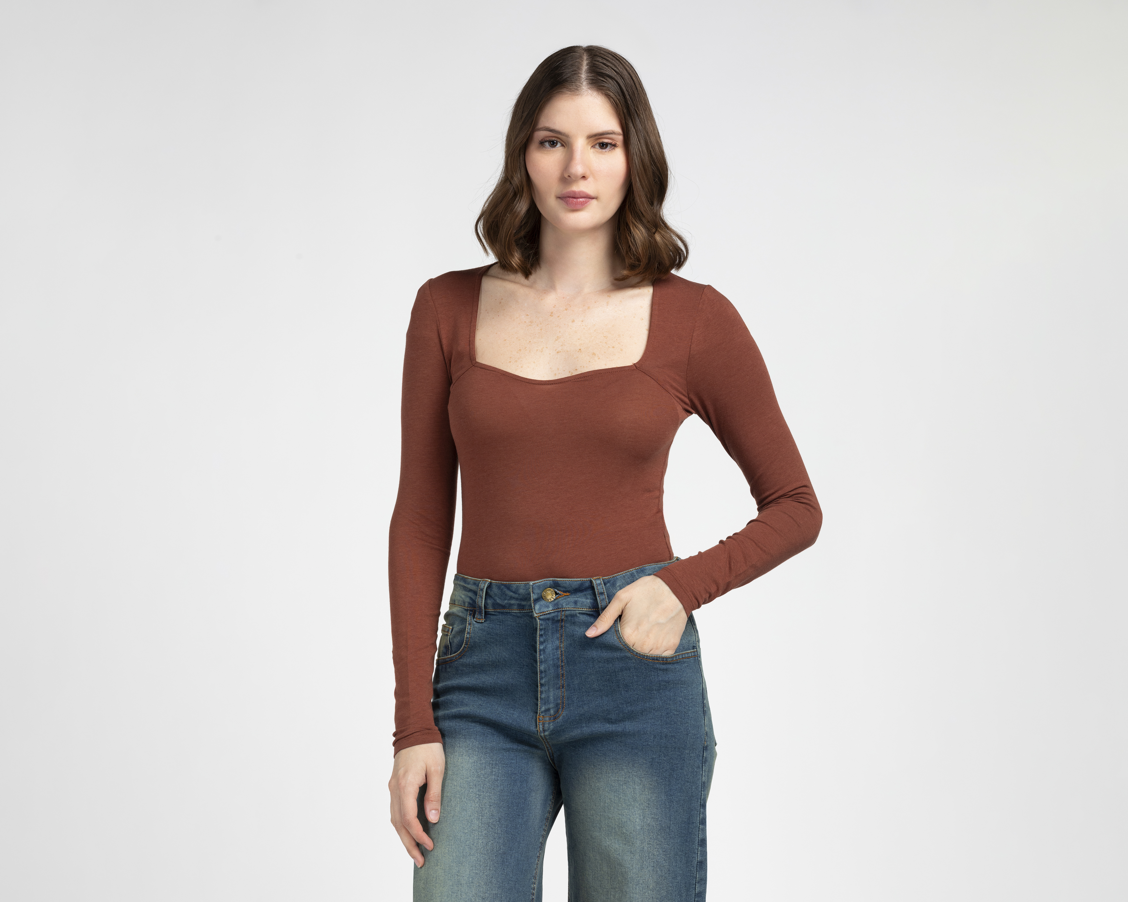 Foto 2 pulgar | Foto 1 | Body Manga Larga Jennifer Lopez para Mujer