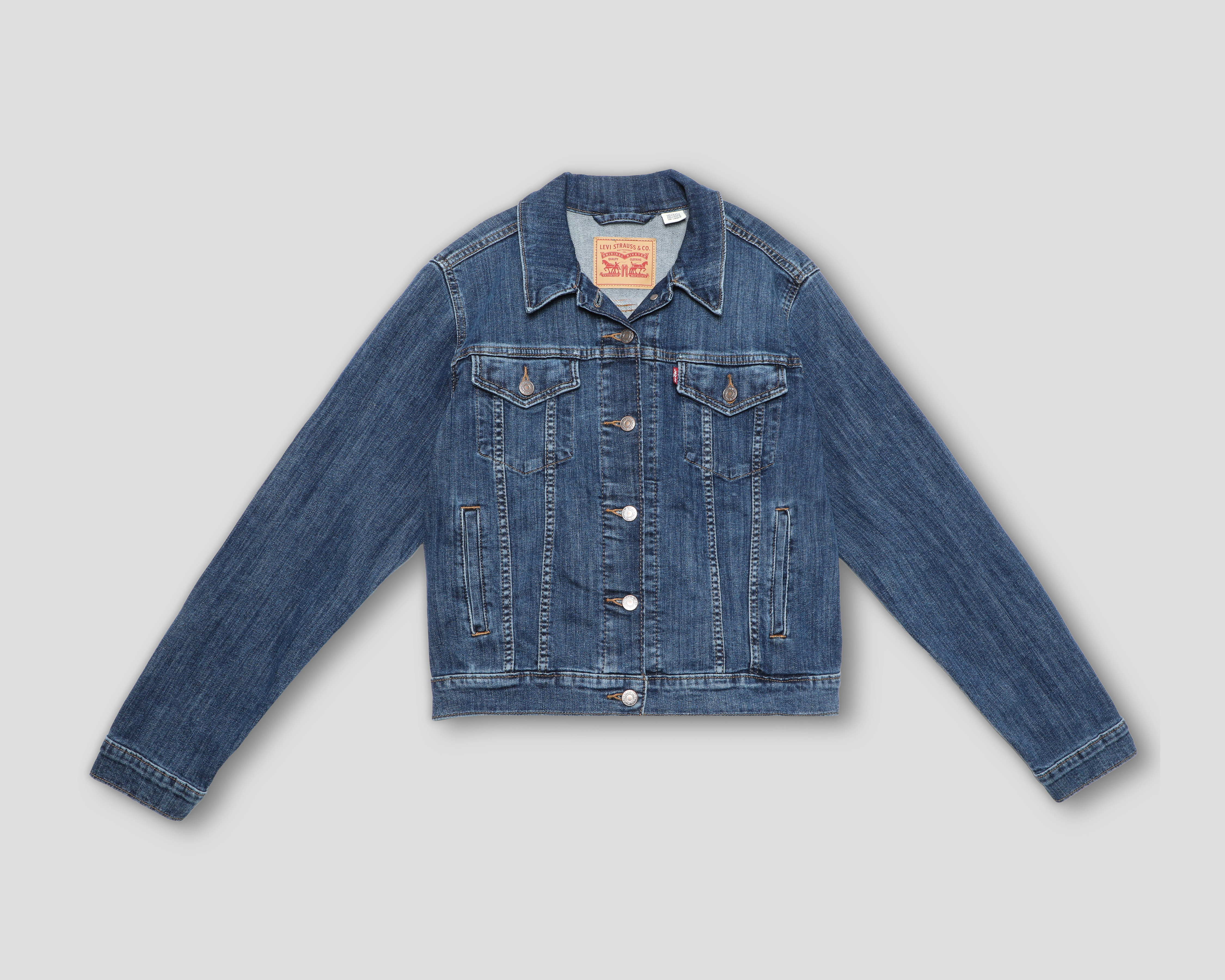 Foto 2 pulgar | Foto 1 | Chamarra de Mezclilla Trucker Levi's para Mujer