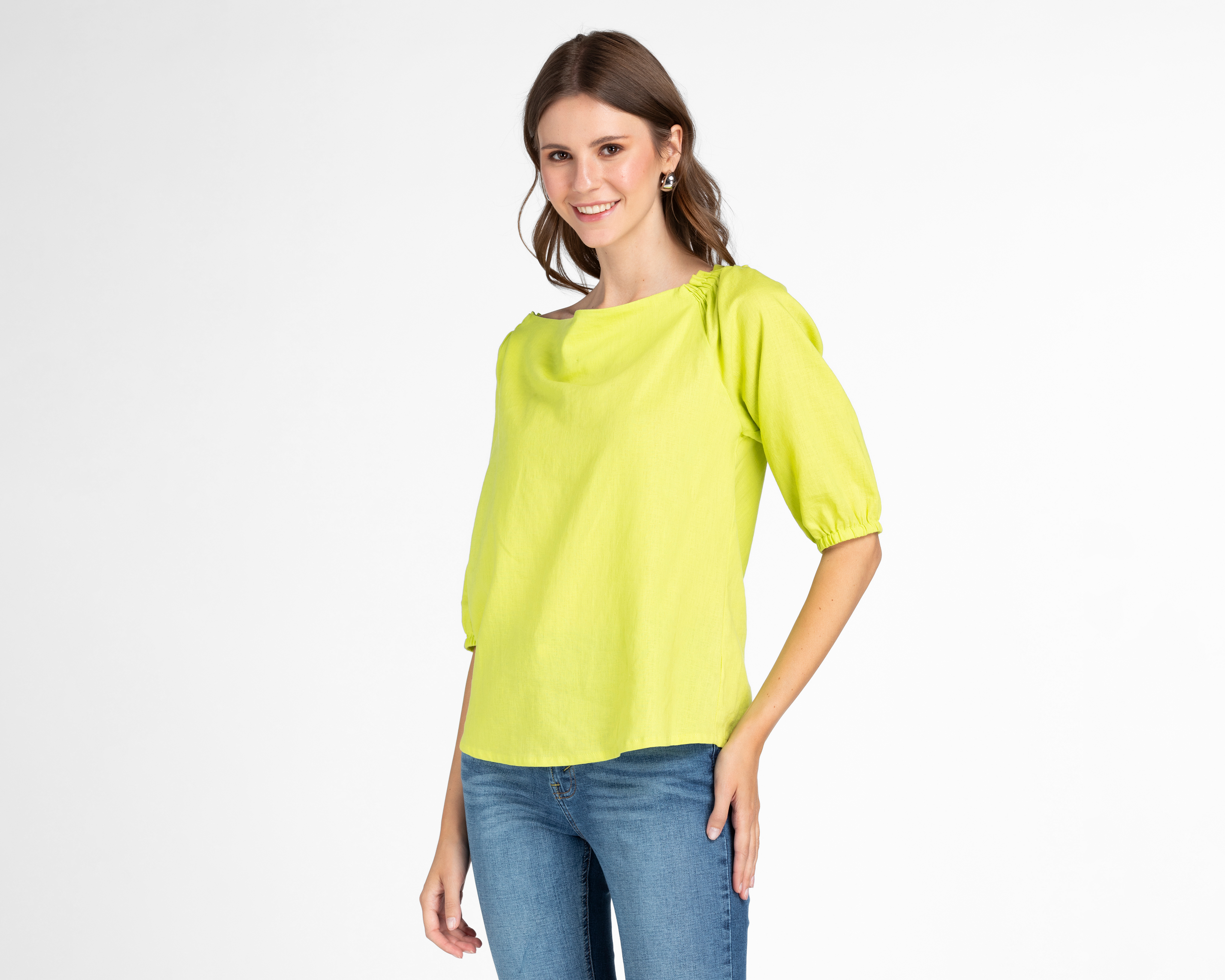 Foto 2 pulgar | Foto 1 | Blusa Andiamo Amarilla para Mujer