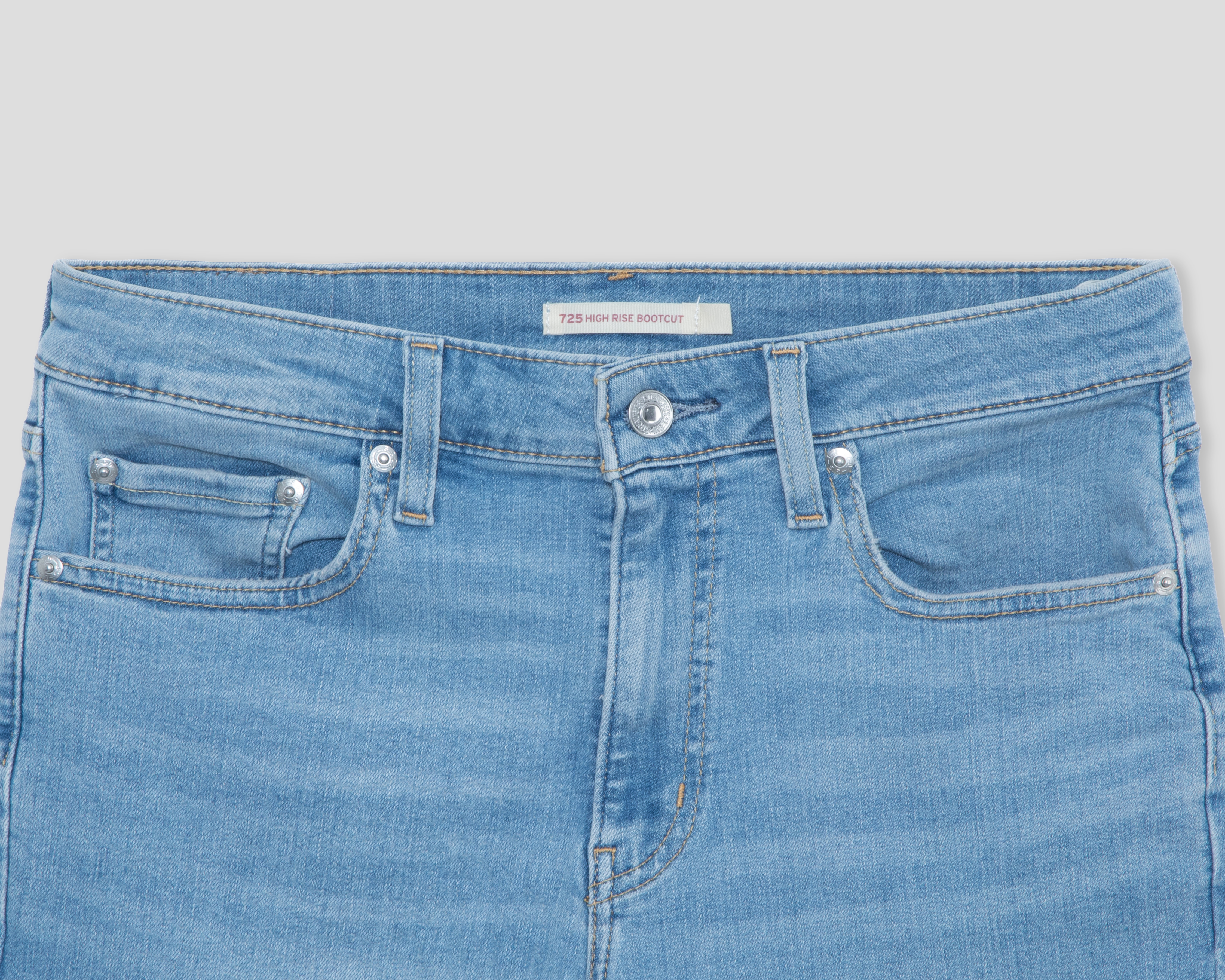 Foto 4 pulgar | Foto 3 | Jeans Levi's 725 Emblem of Story Boot Cut para Mujer