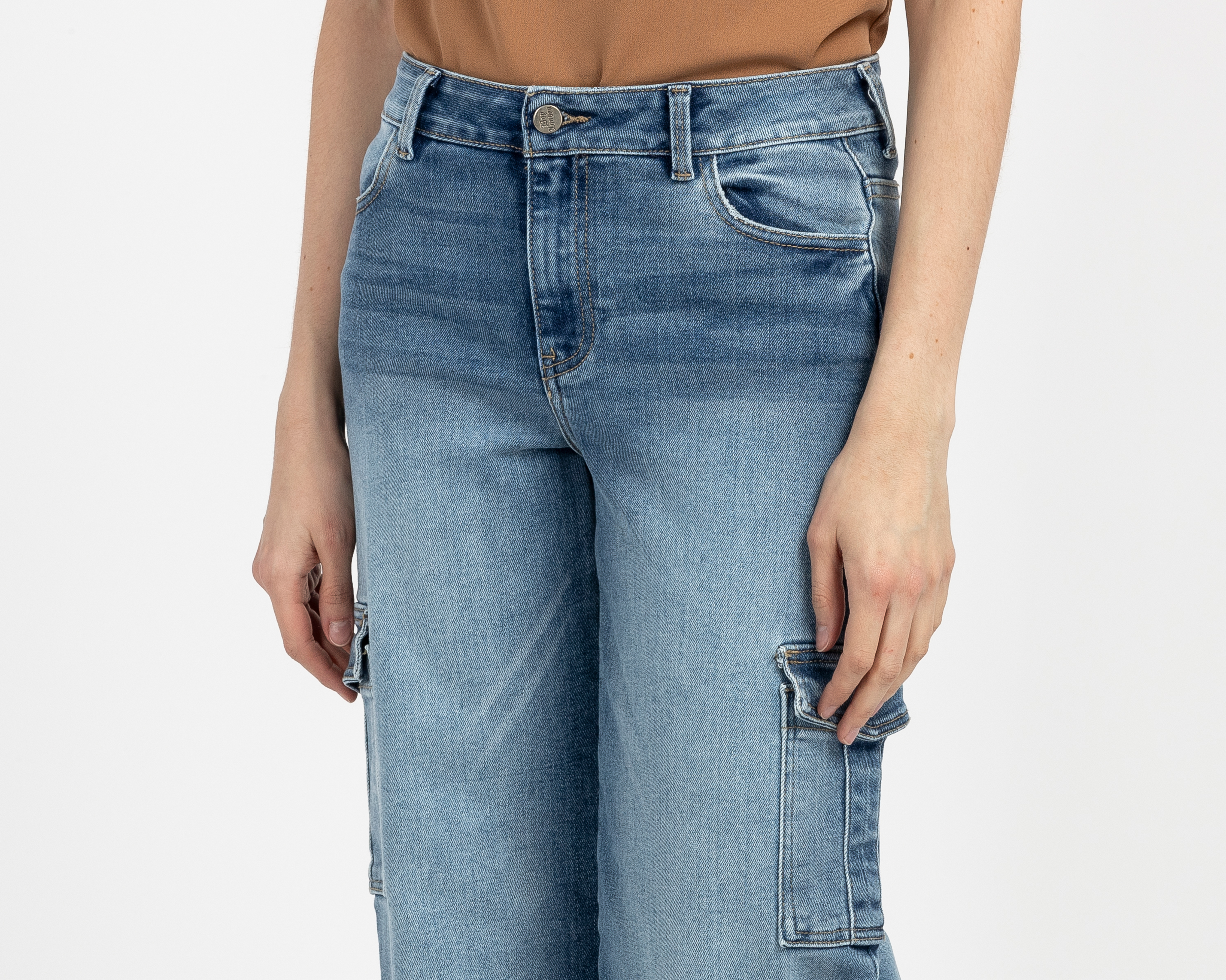 Foto 4 pulgar | Foto 3 | Jeans Wide Leg Boy London para Mujer