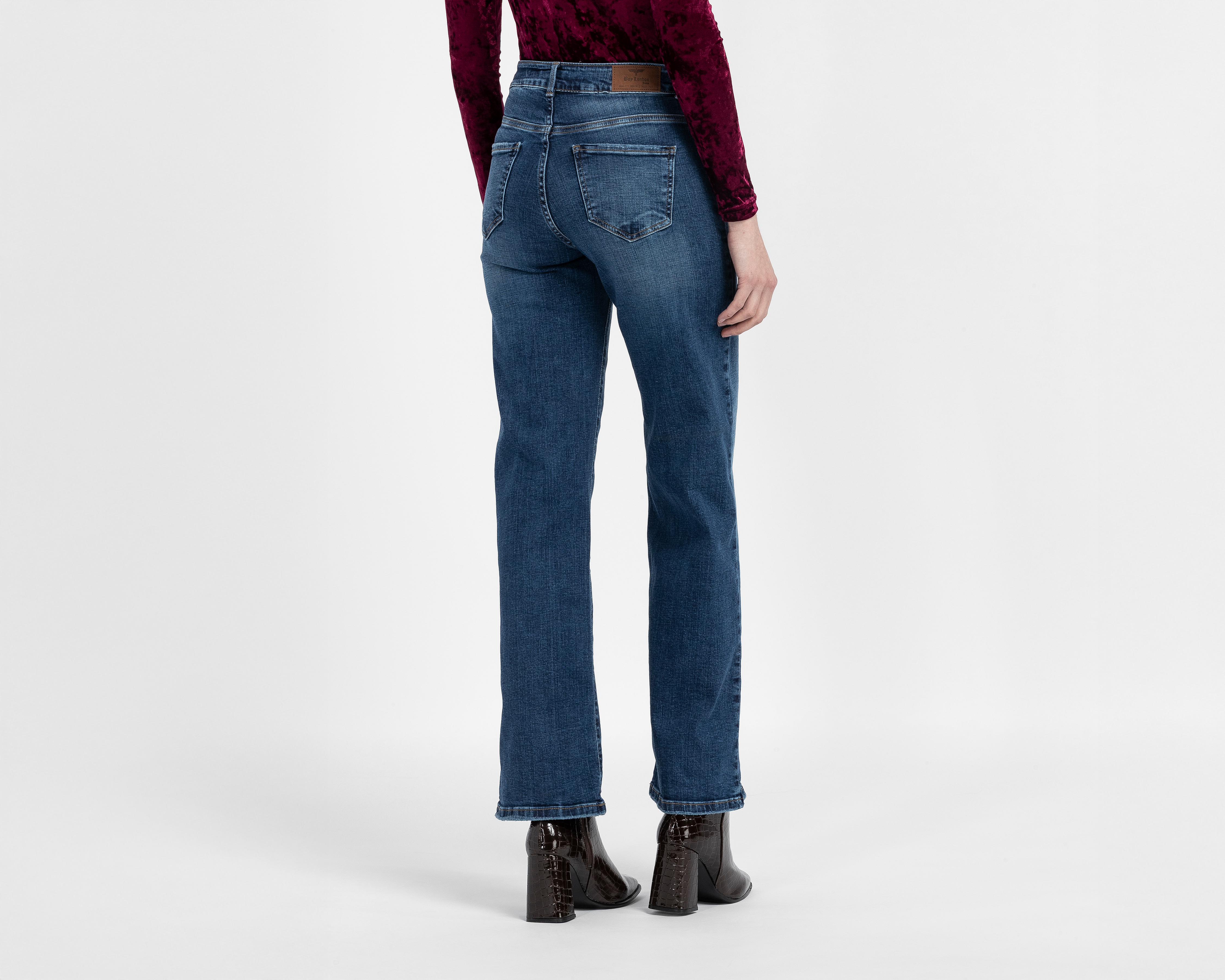 Foto 4 pulgar | Foto 3 | Jeans Wide Leg Boy London para Mujer