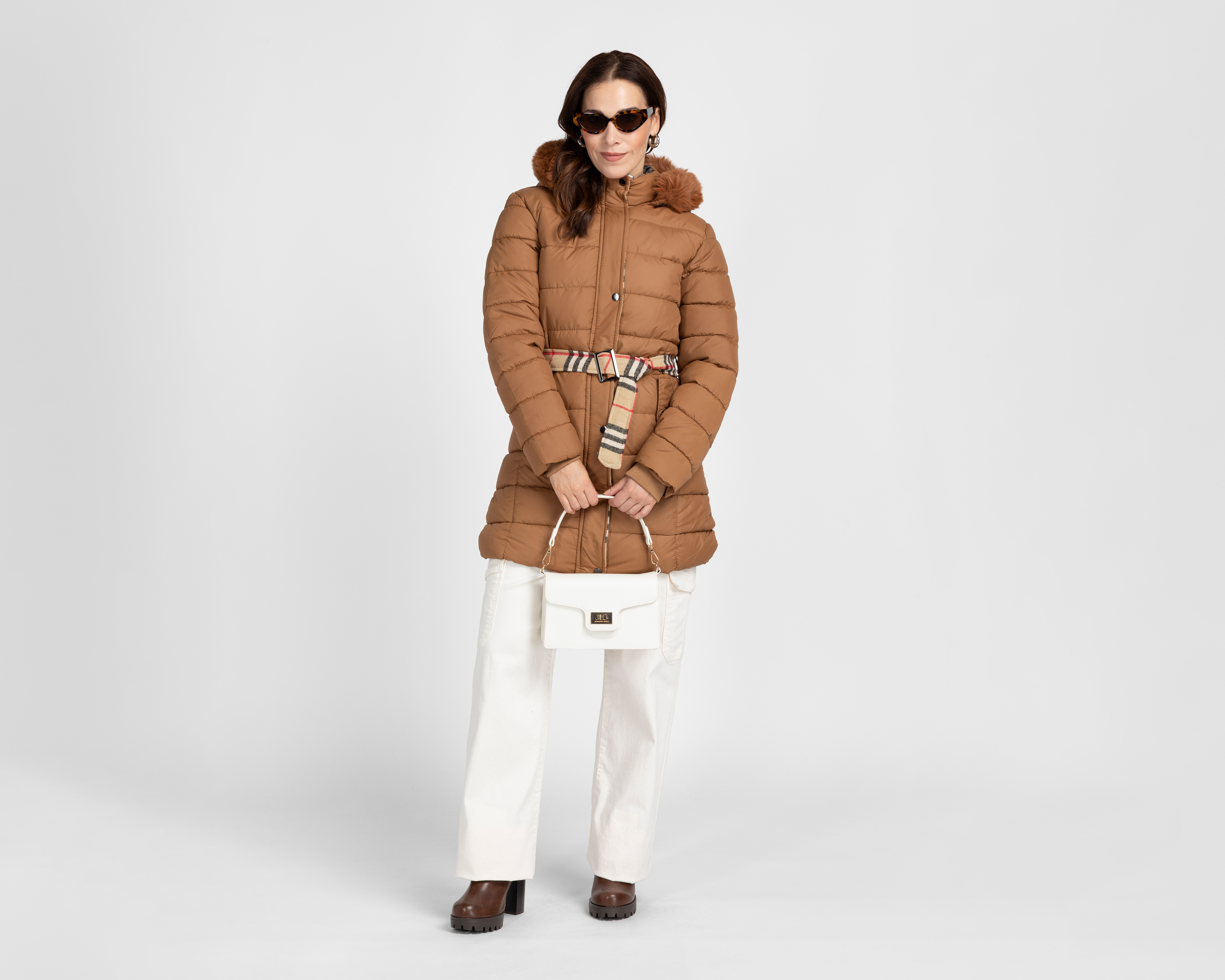 Foto 2 | Foto 2 | Chamarra con Capucha Roosevelt para Mujer