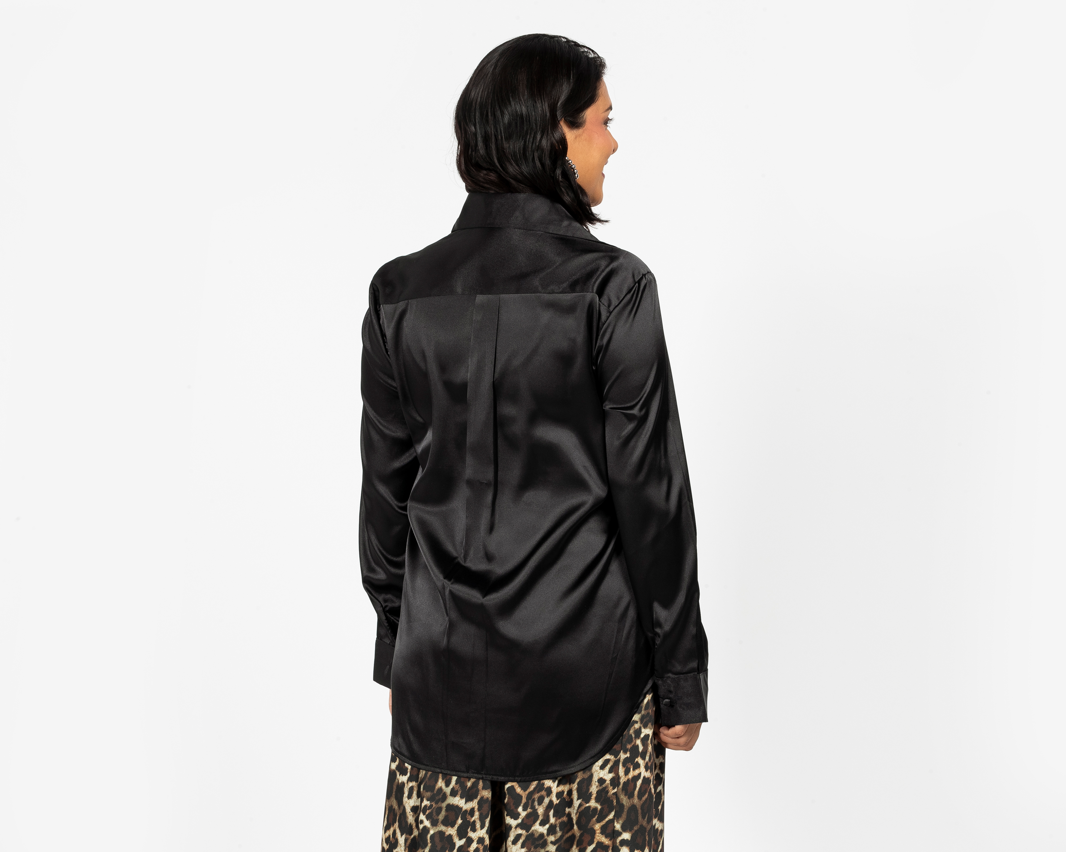 Foto 4 pulgar | Foto 3 | Blusa Camisera María Ferré para Mujer