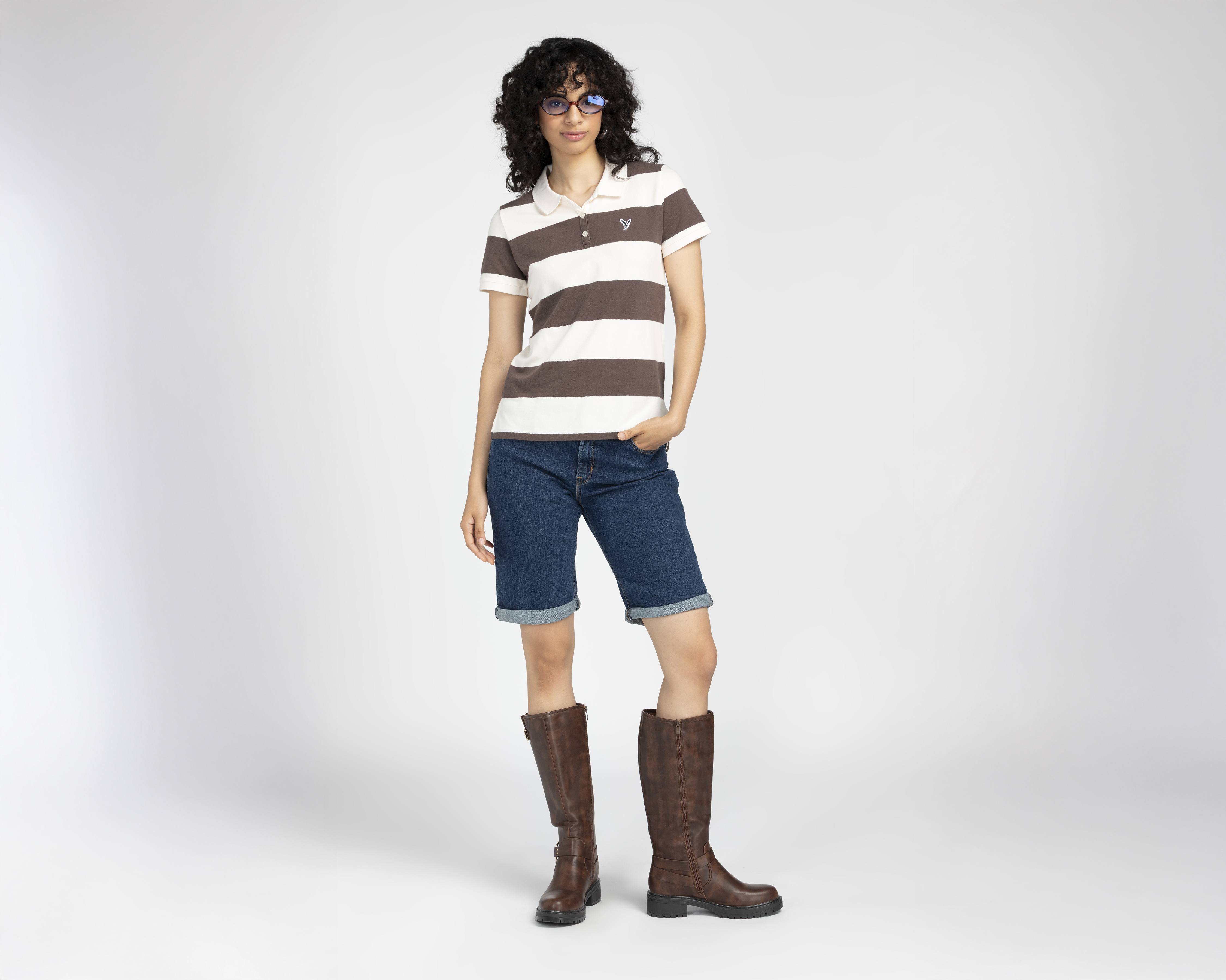 Foto 3 pulgar | Foto 2 | Playera Polo American Eagle Café para Mujer