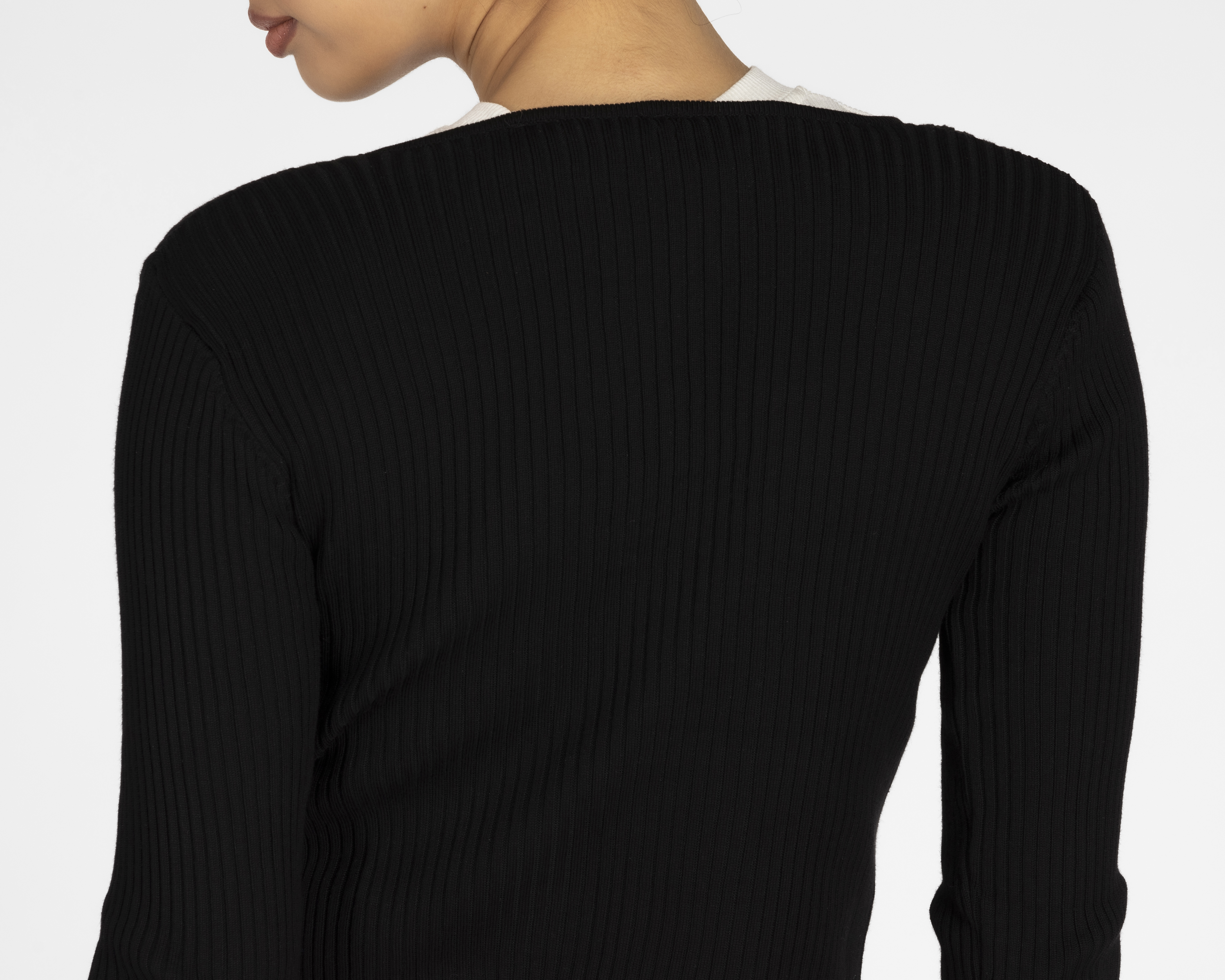 Foto 6 pulgar | Foto 5 | Suéter Refill Negro con Listón