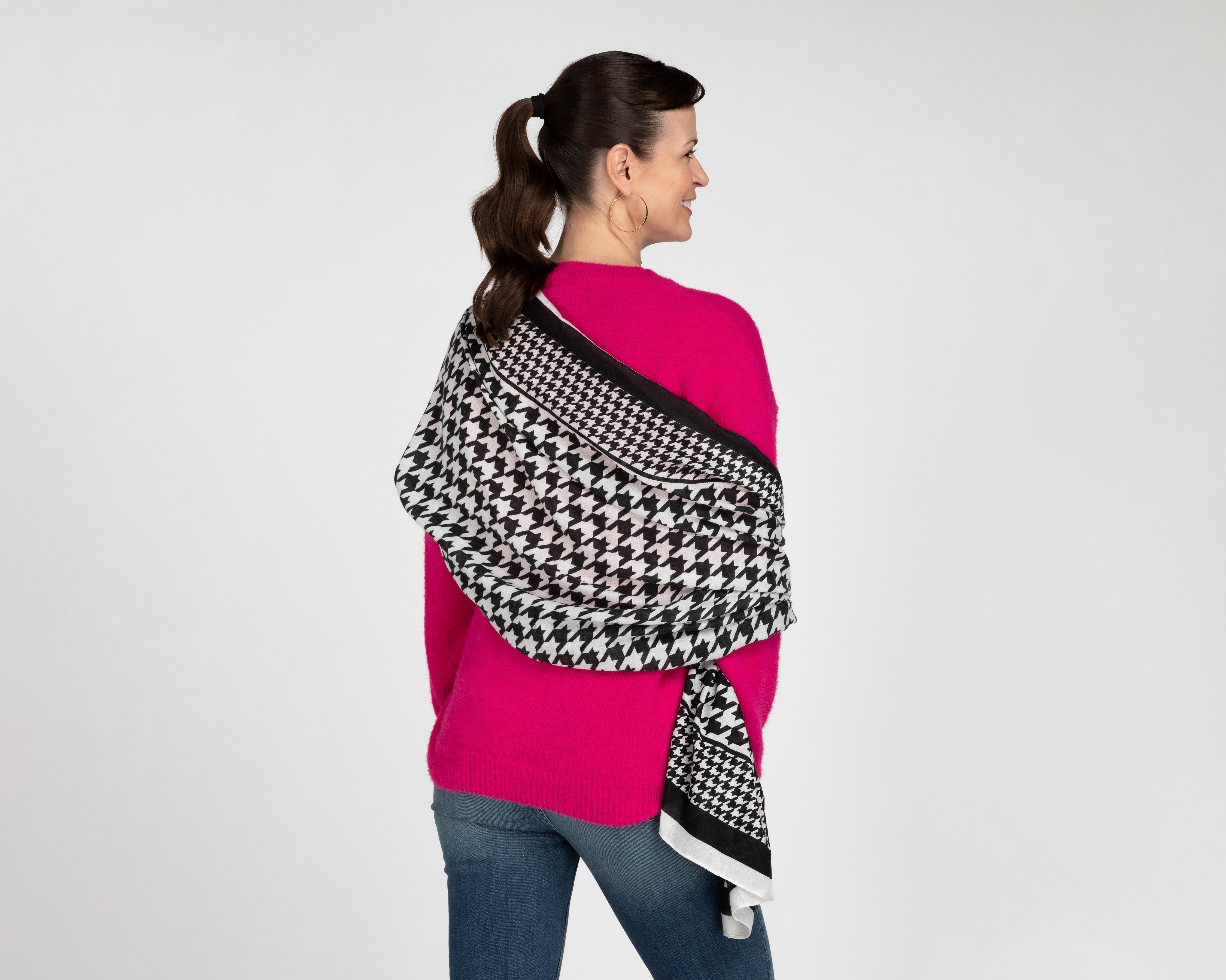 Foto 5 | Foto 5 | Pashmina Sahara con Estampado