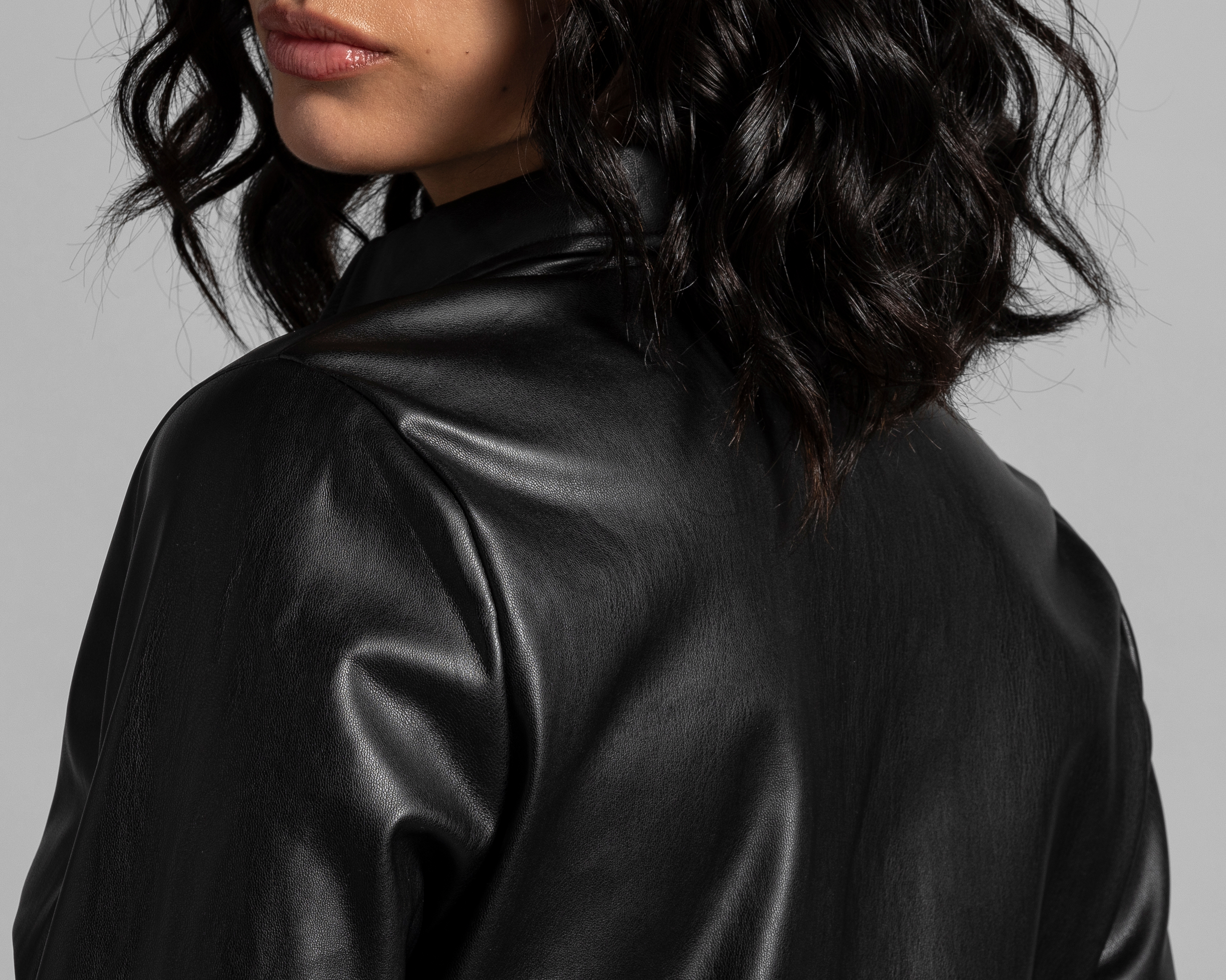 Foto 5 | Foto 5 | Blusa Thinner Negra tipo Piel