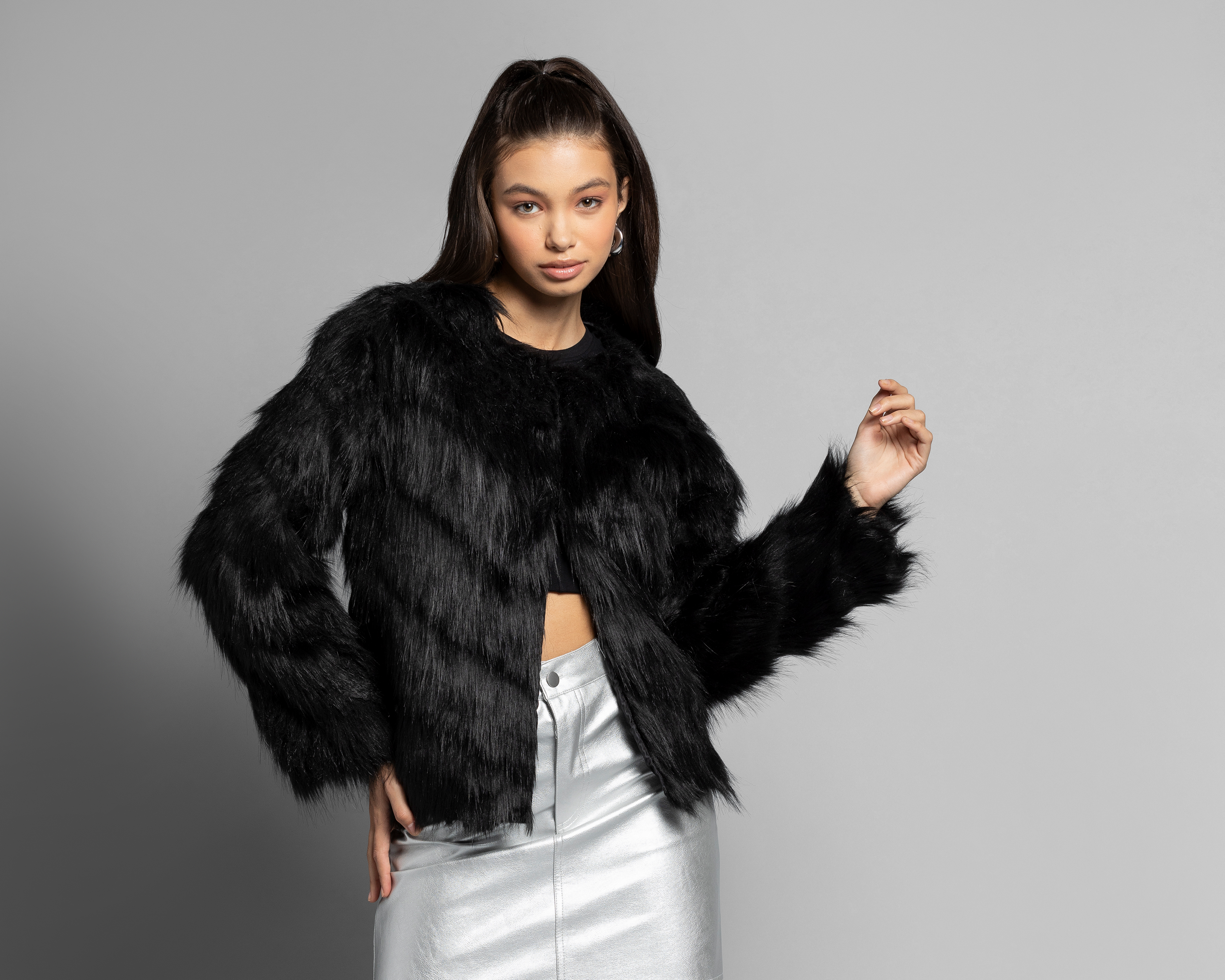 Abrigo Thinner con Peluche Negro